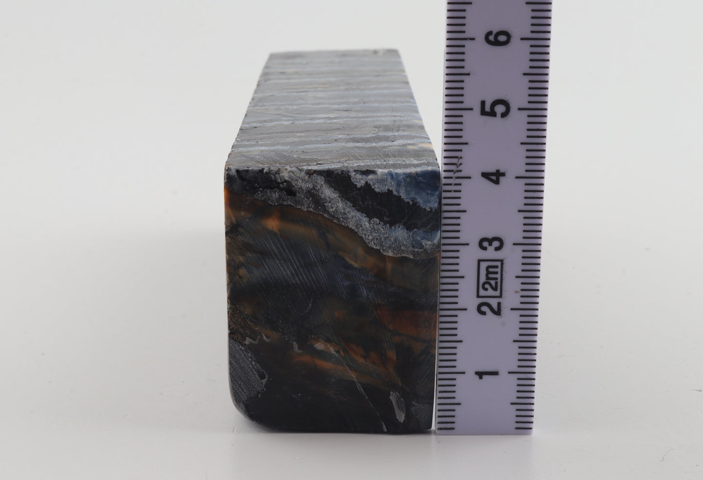 Stabilised mammoth molar block