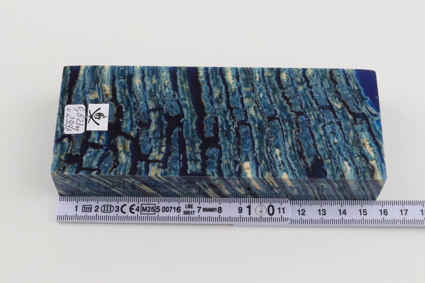 Stabilised mammoth molar block