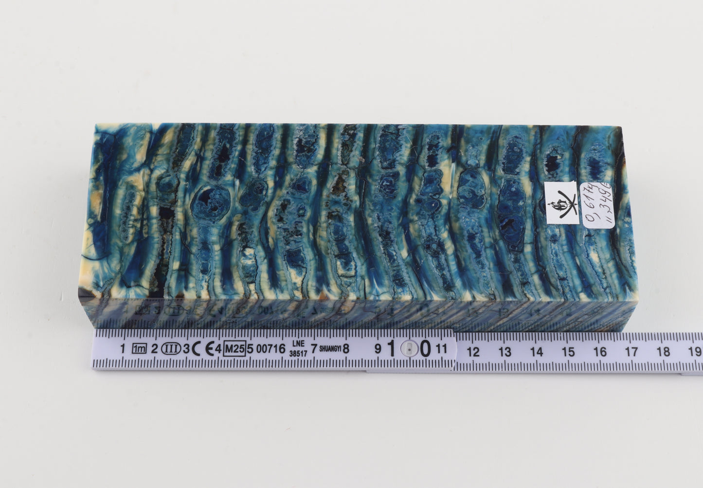 Stabilised mammoth molar block