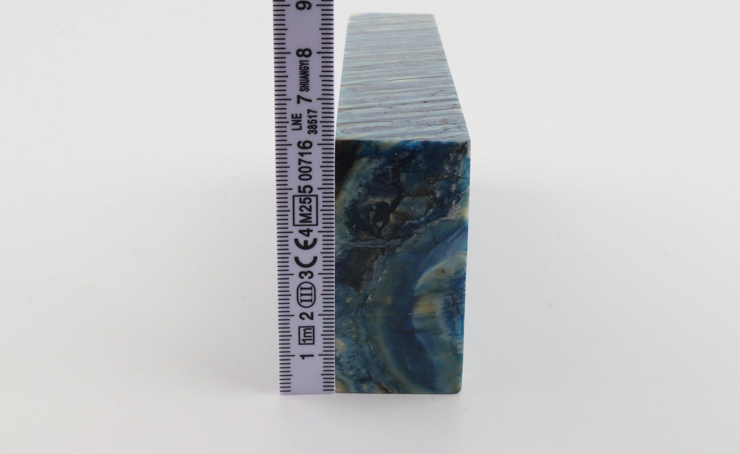 Stabilised mammoth molar block