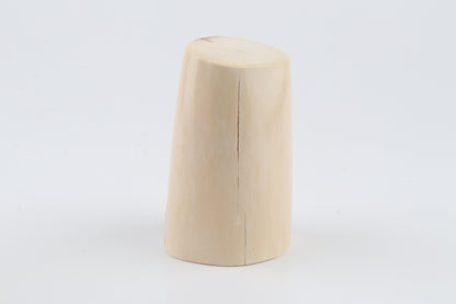 Round mammoth ivory piece