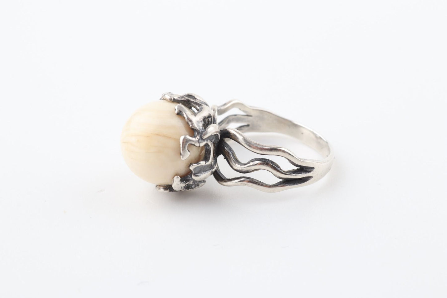 The Peony Ring
