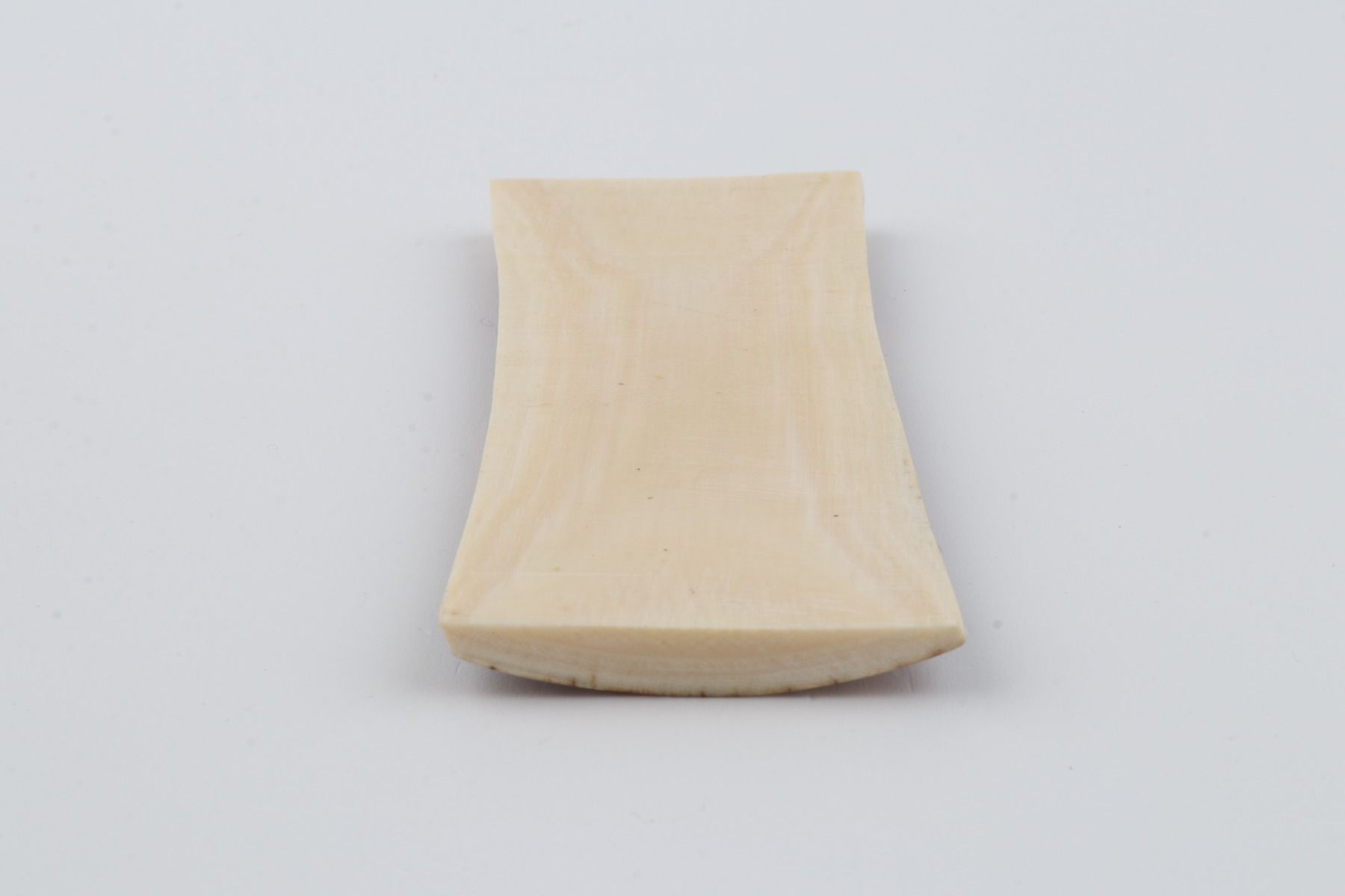 Brown-yellow mammoth bark