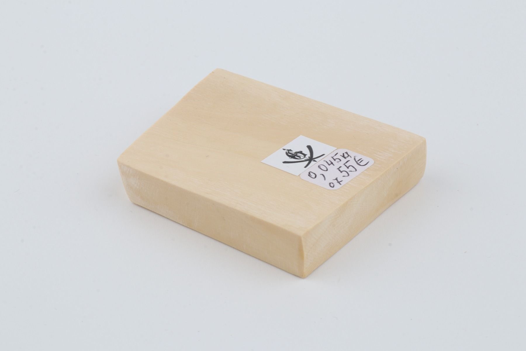White mammoth ivory segment
