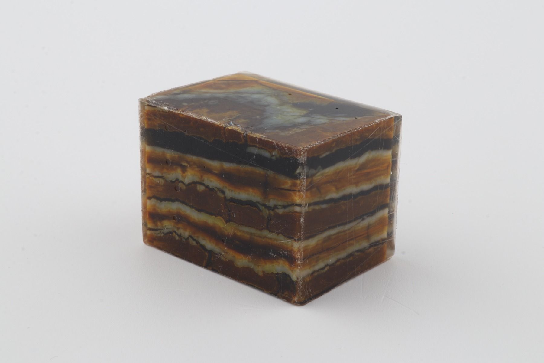 Stabilized mammoth molar block