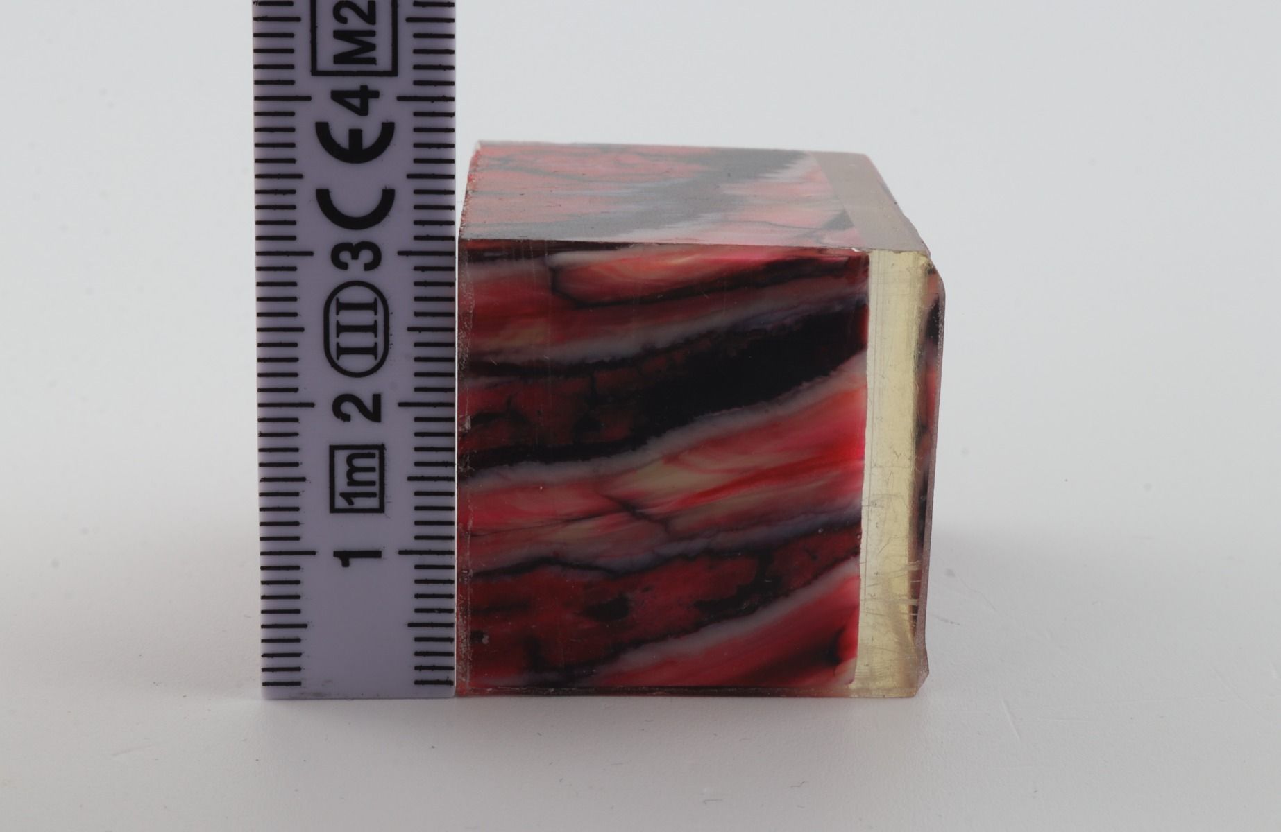 Stabilised mammoth molar block