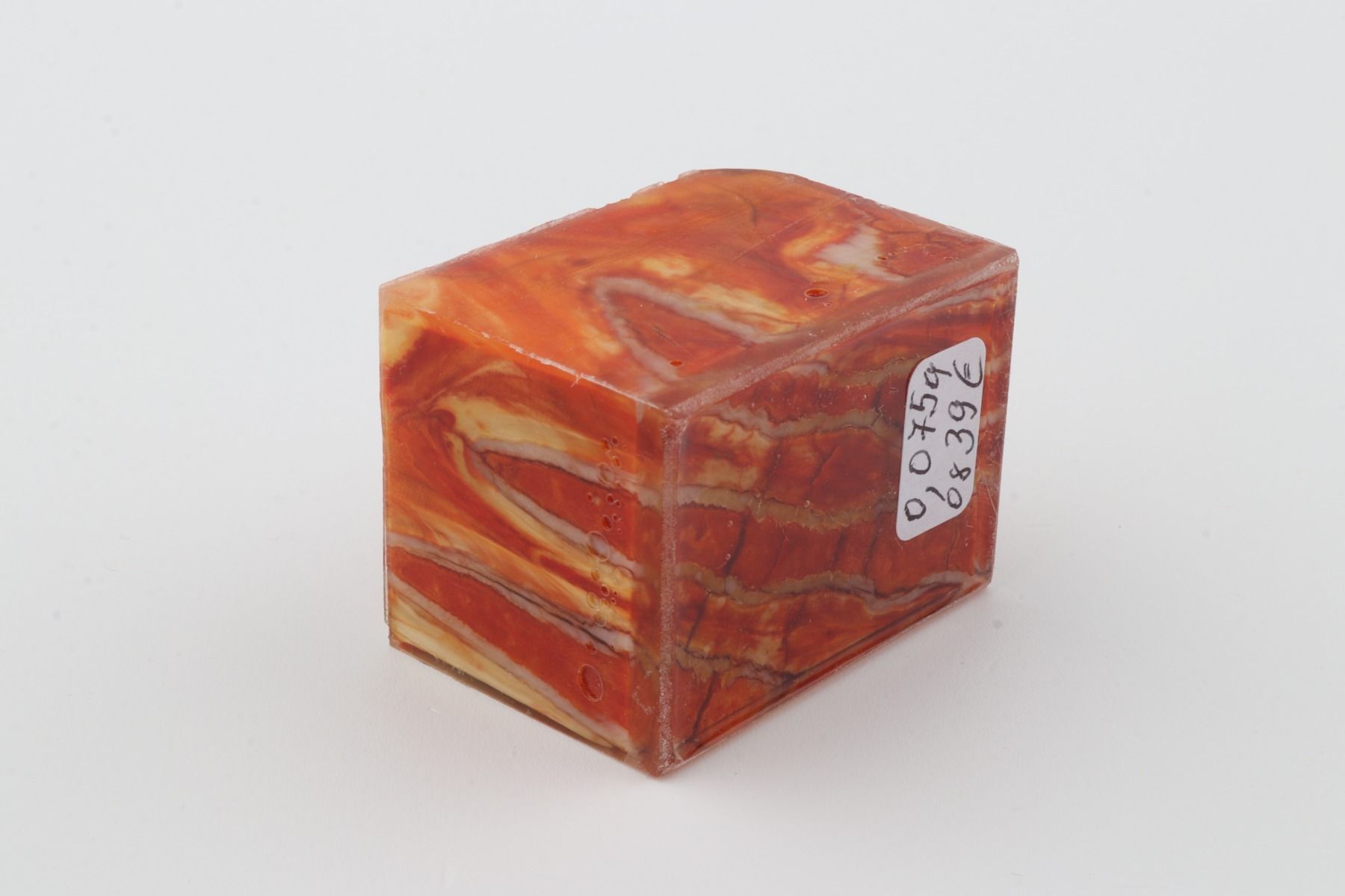 Stabilised mammoth molar block