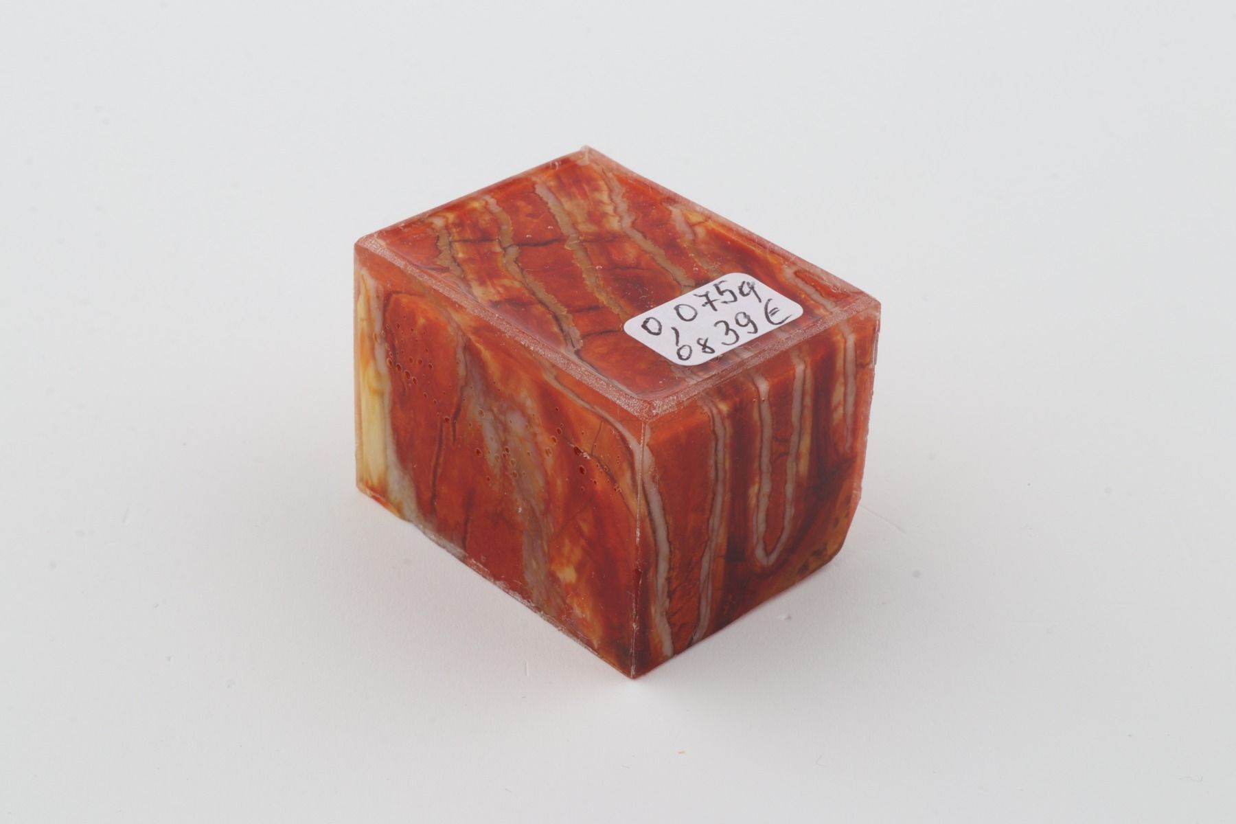 Stabilised mammoth molar block