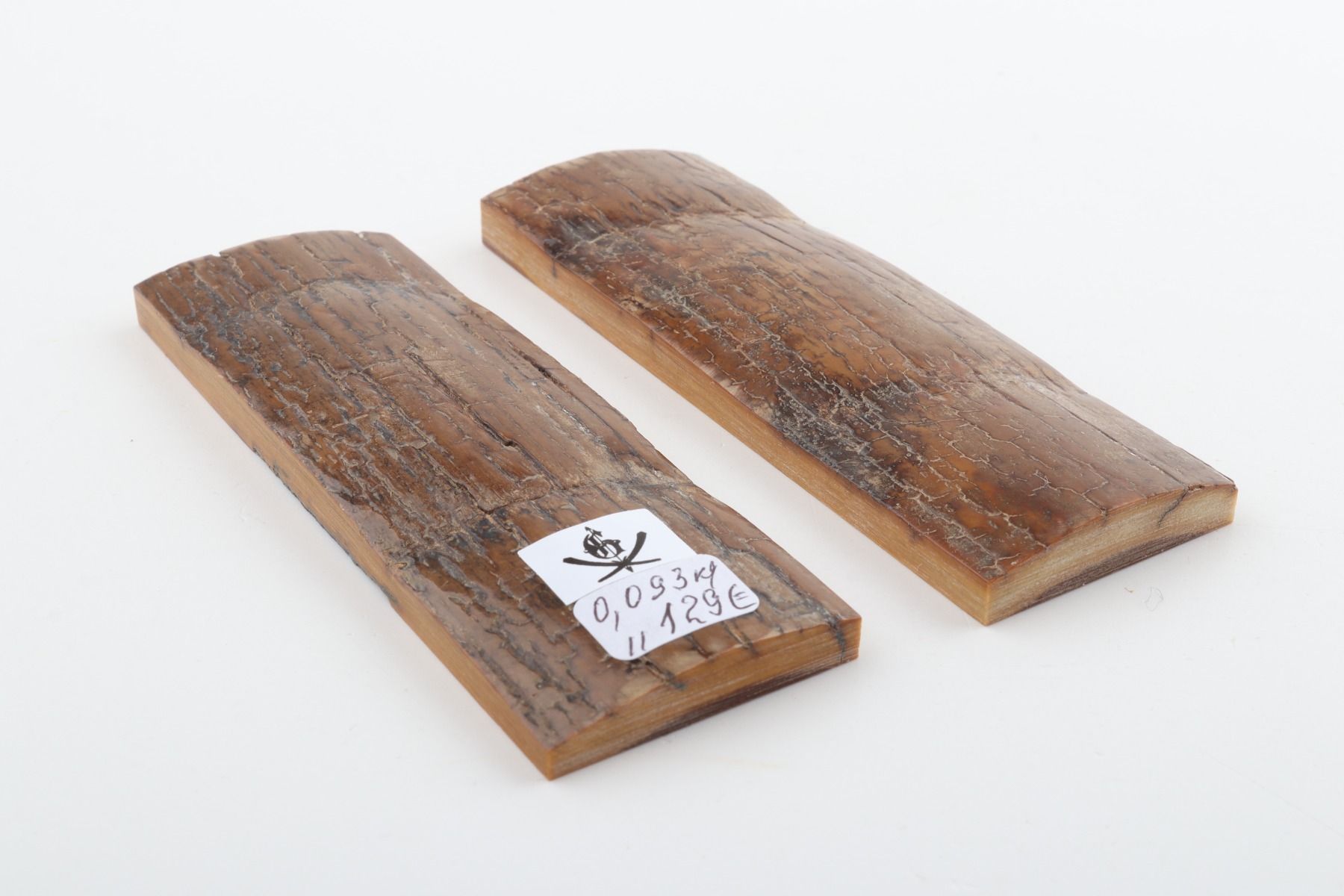 Natural mammoth bark scales