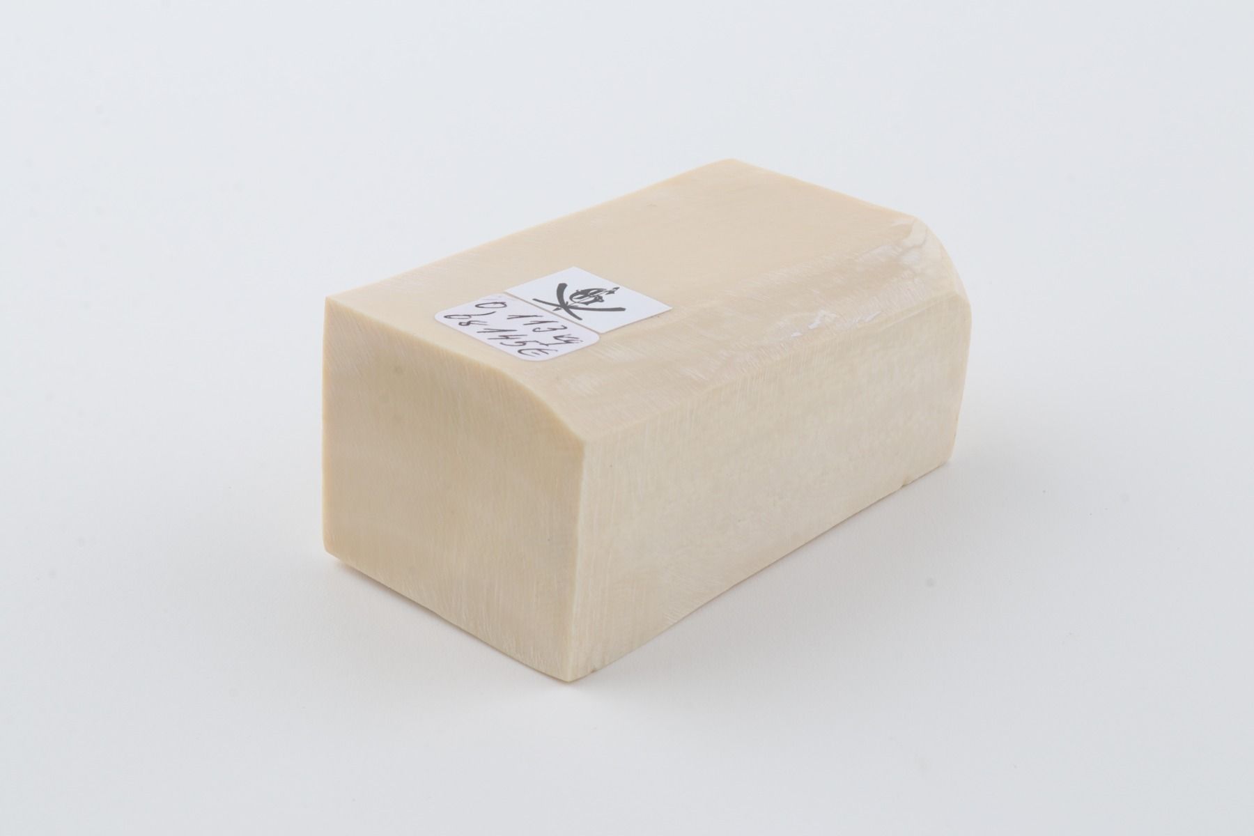 White mammoth ivory segment