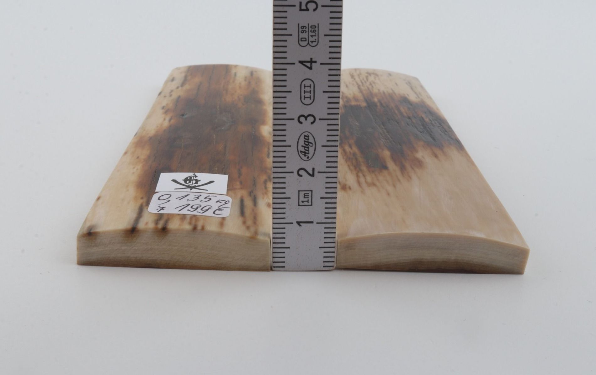 Natural mammoth bark scales