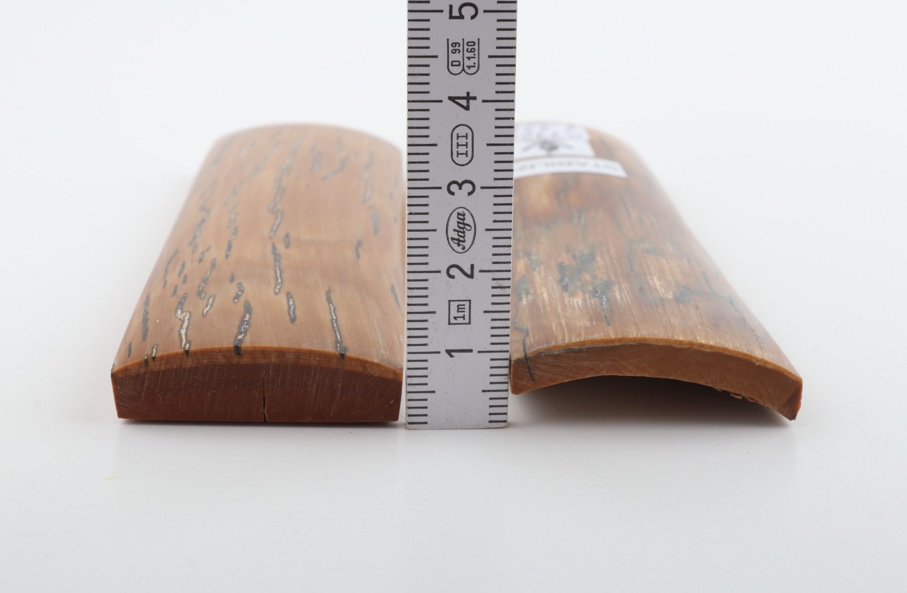 Stabilised mammoth bark scales