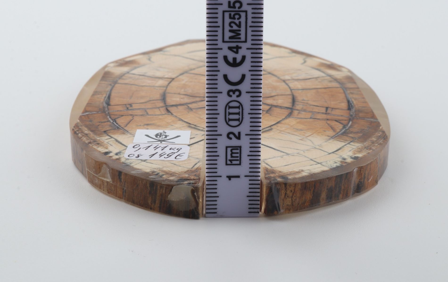 Stabilised mammoth ivory scales