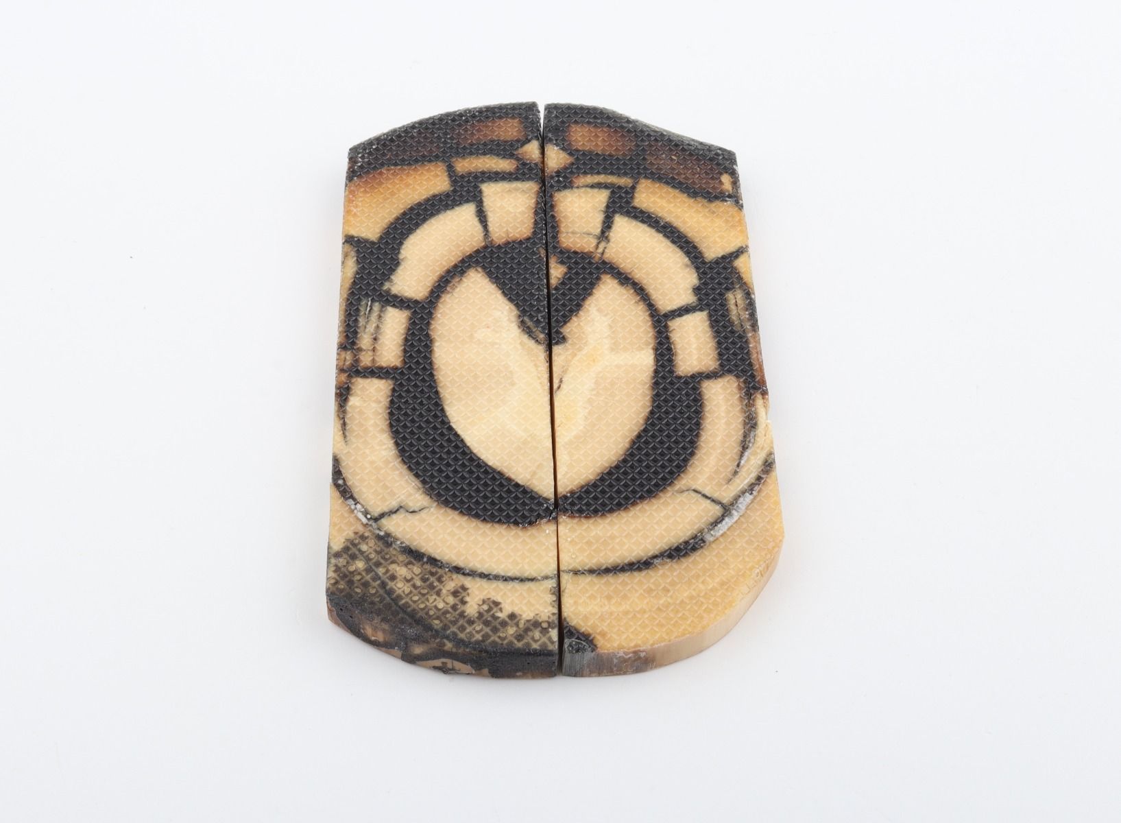 Stabilised mammoth ivory scales
