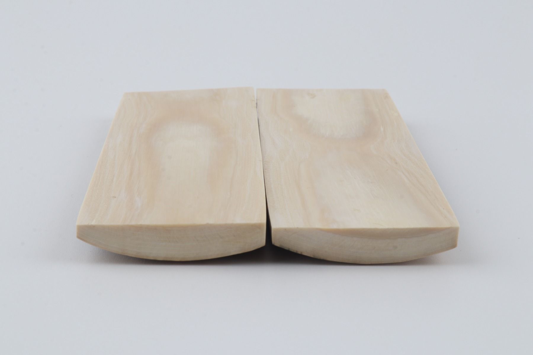 Natural mammoth bark scales