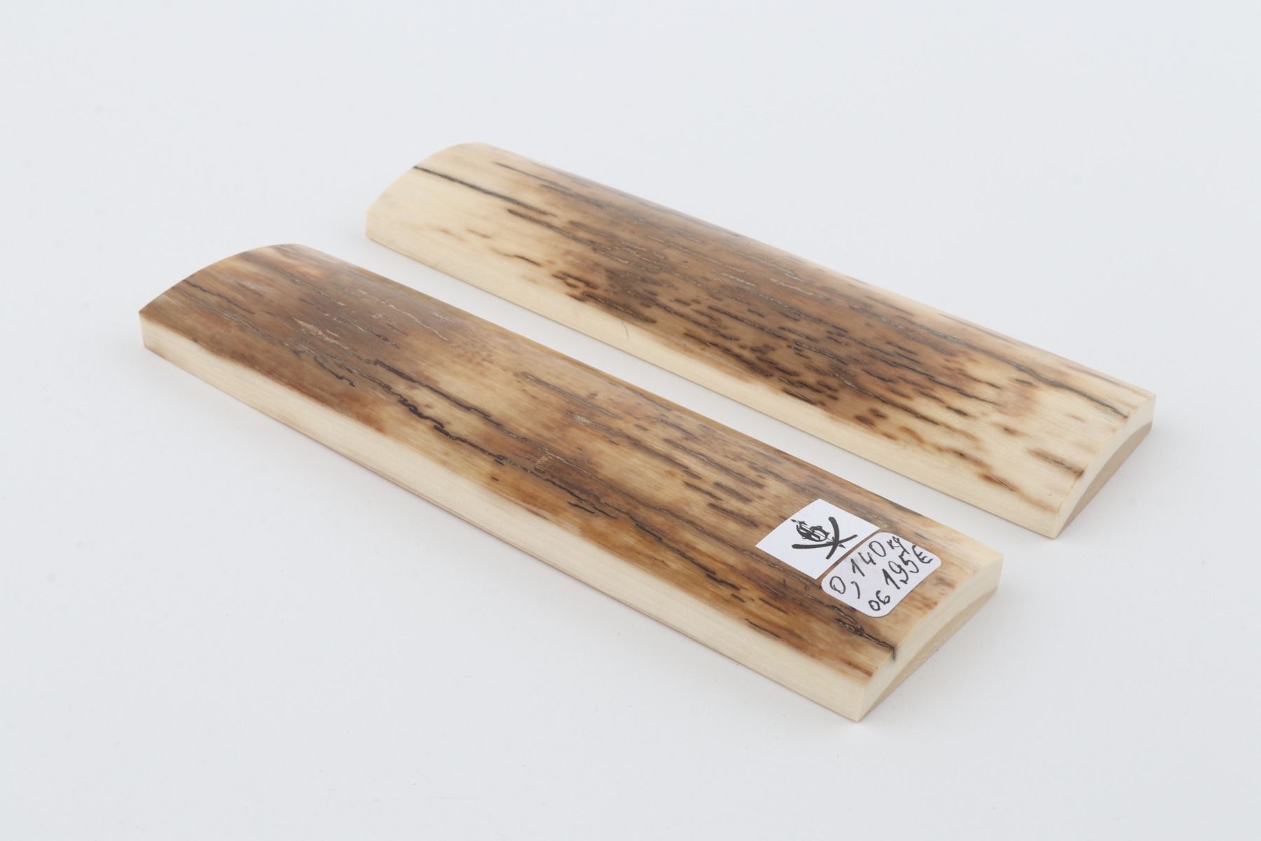 Natural mammoth bark scales