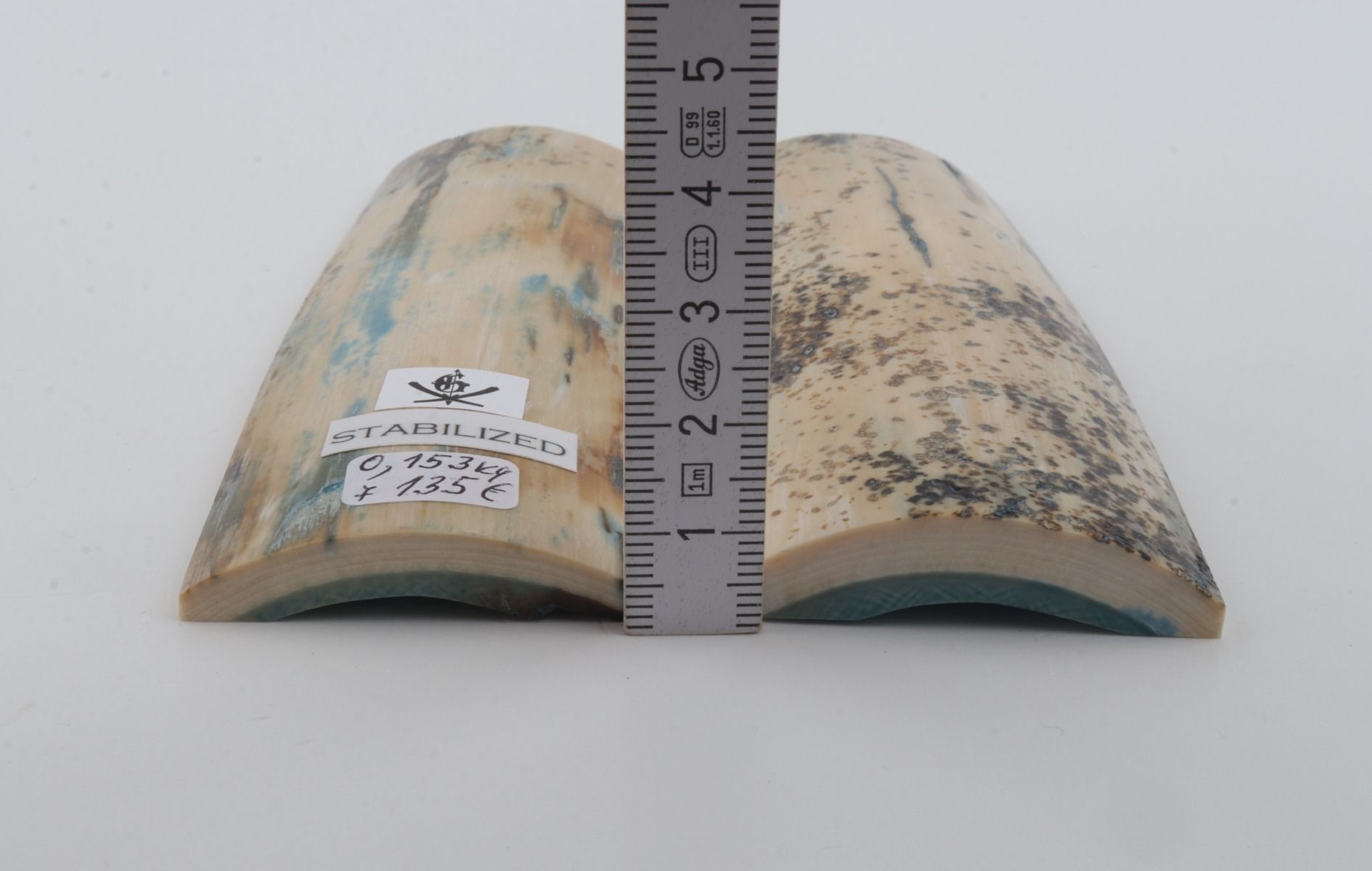 Stabilised mammoth bark scales