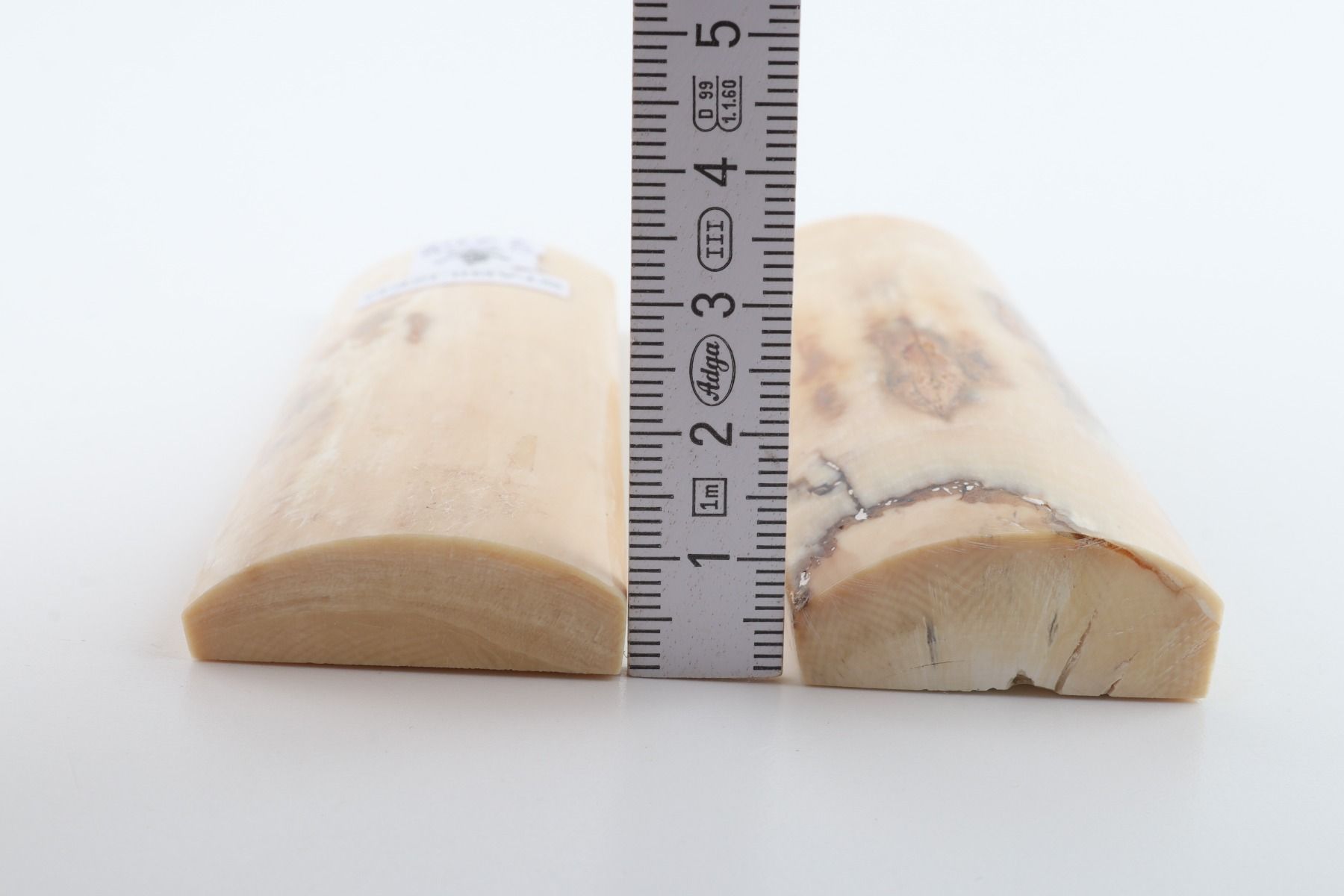 Stabilised mammoth bark scales