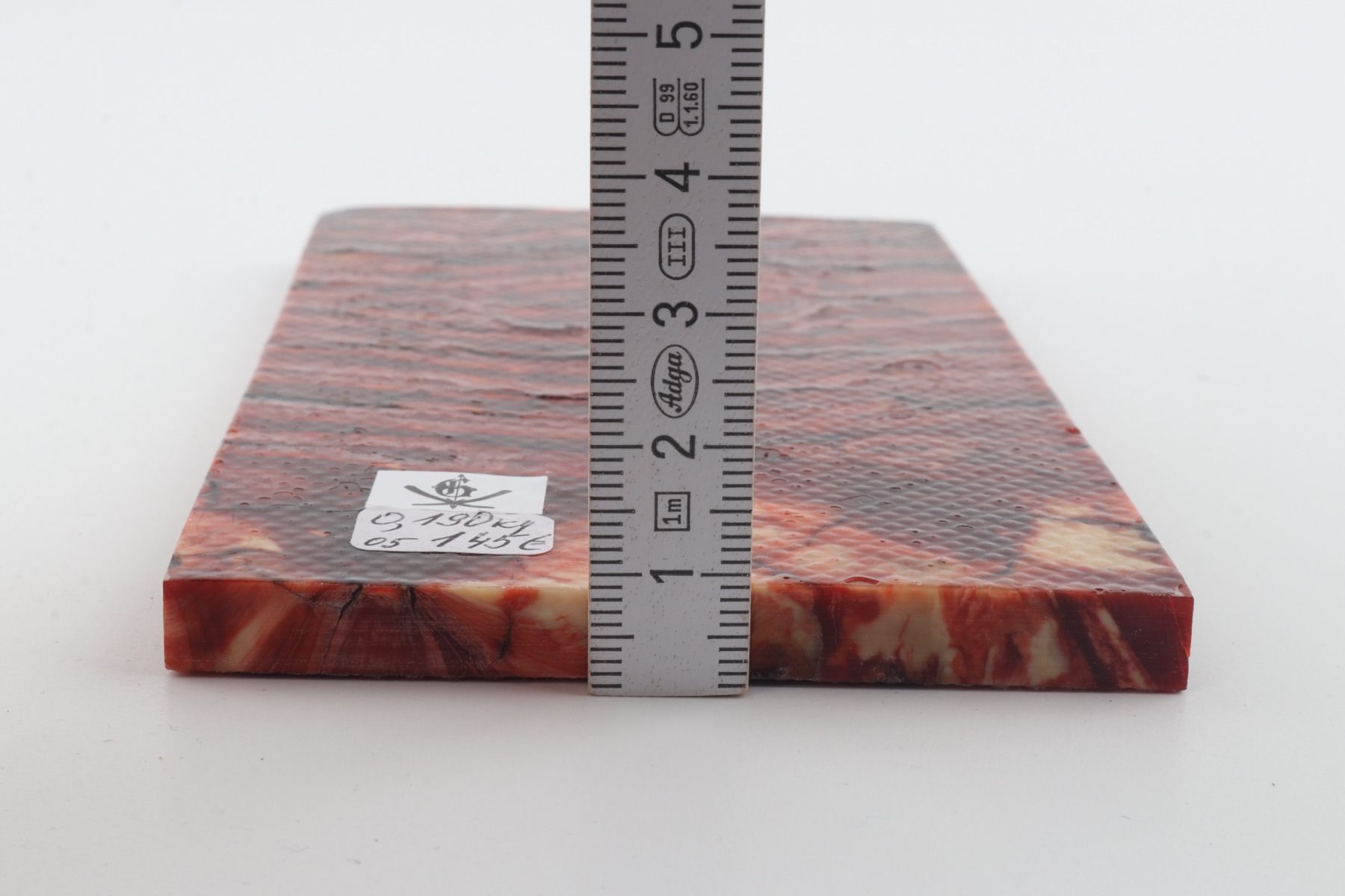 Stabilised mammoth molar scales