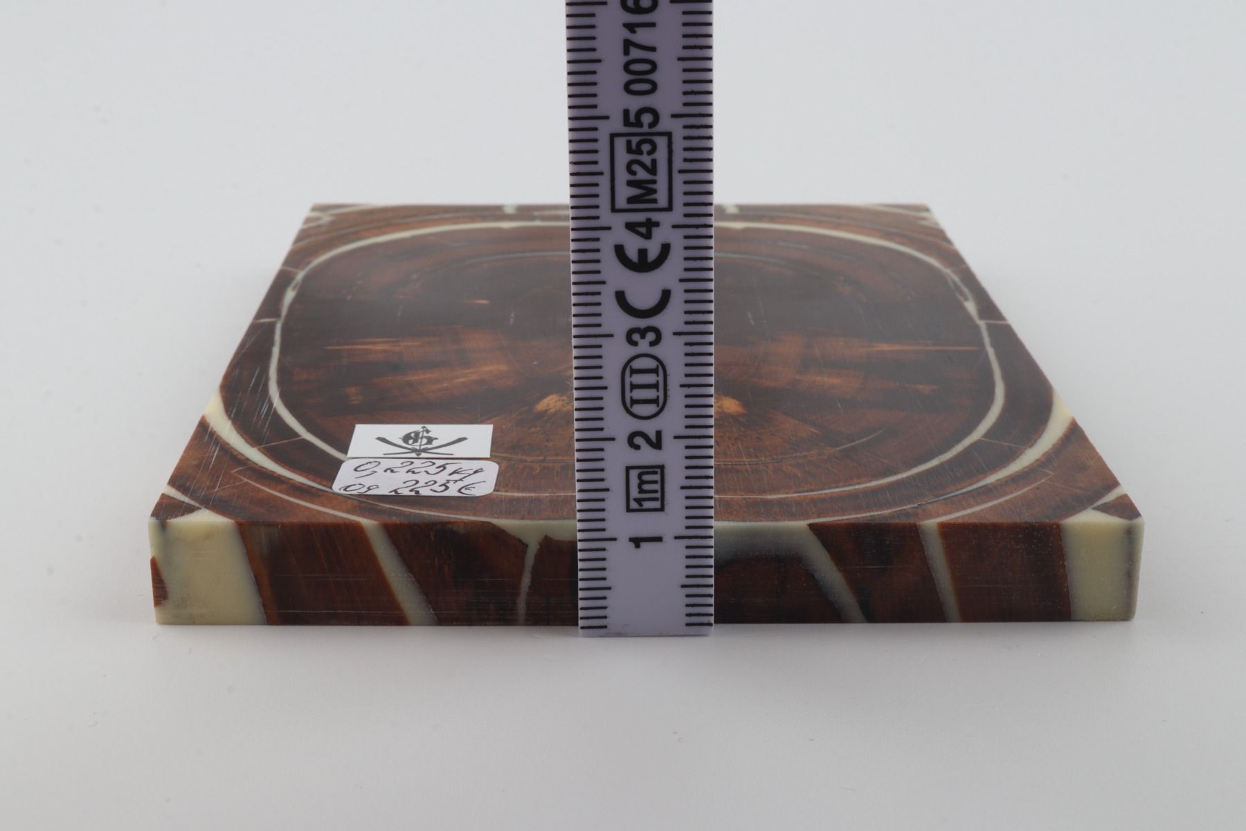 Stabilised mammoth ivory scales