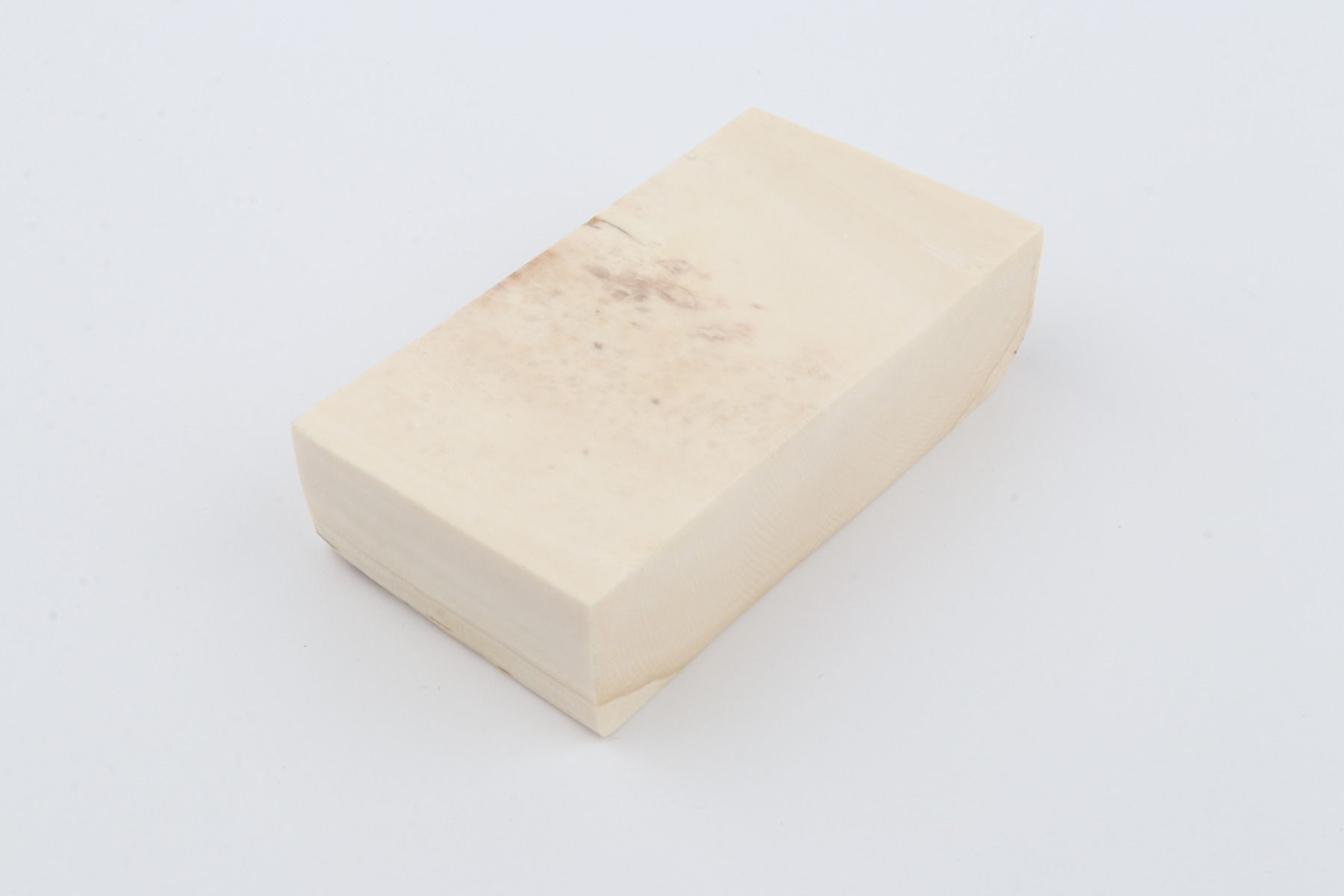White mammoth ivory segment