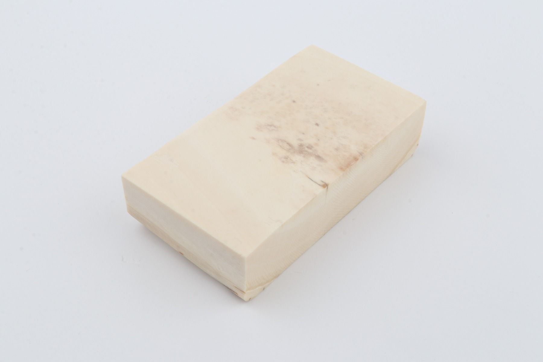 White mammoth ivory segment