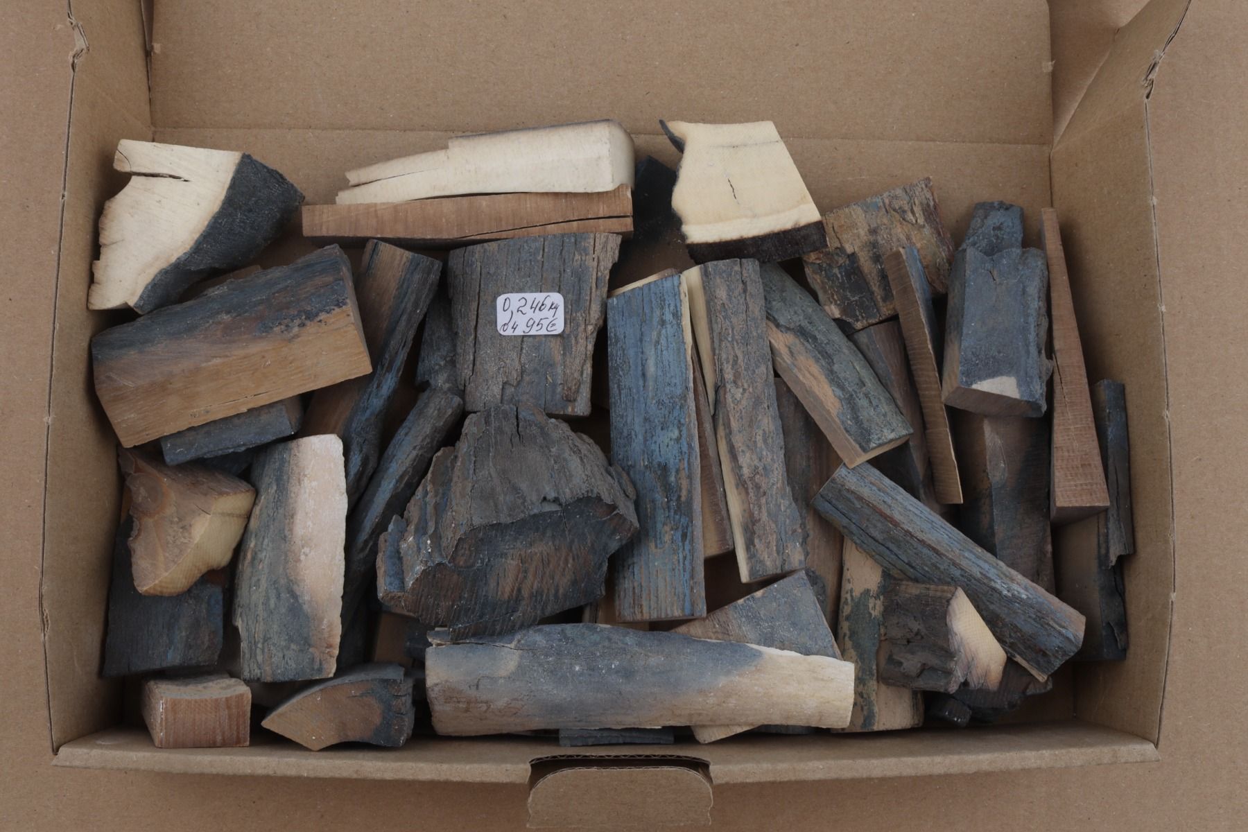 Untreated mammoth ivory offcuts