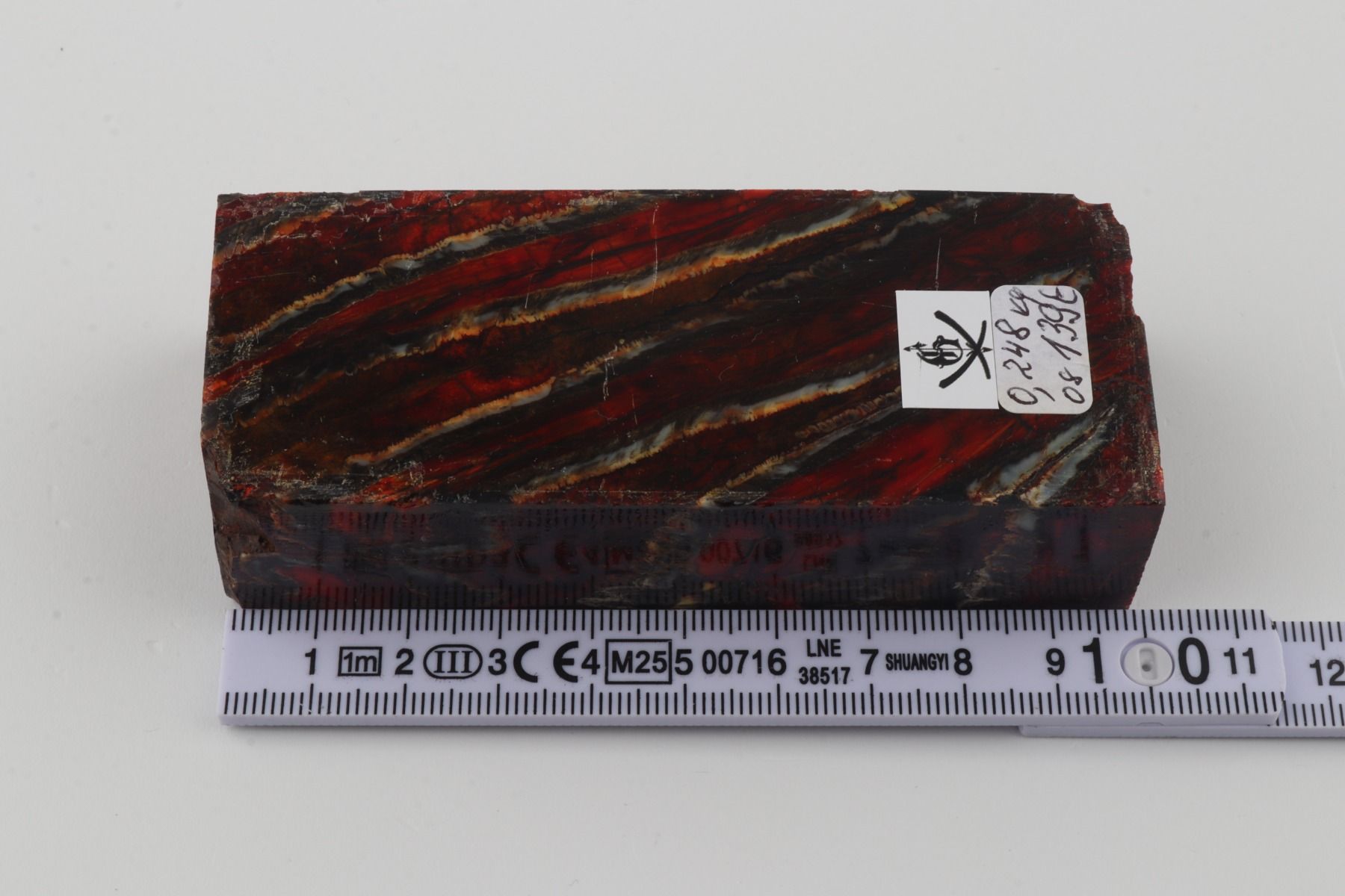 Stabilized mammoth molar block