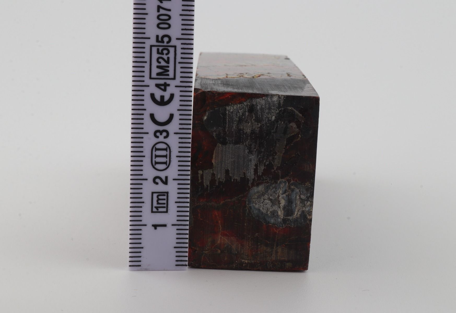 Stabilized mammoth molar block