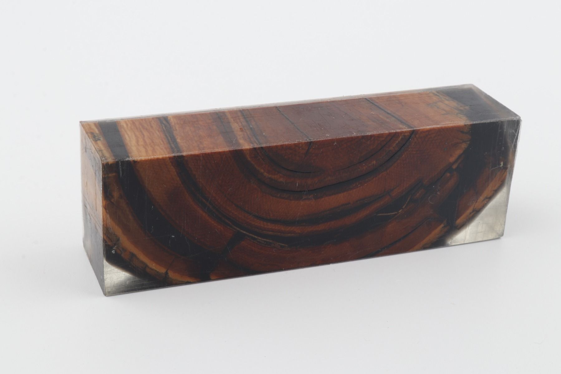 Stabilised mammoth ivory block