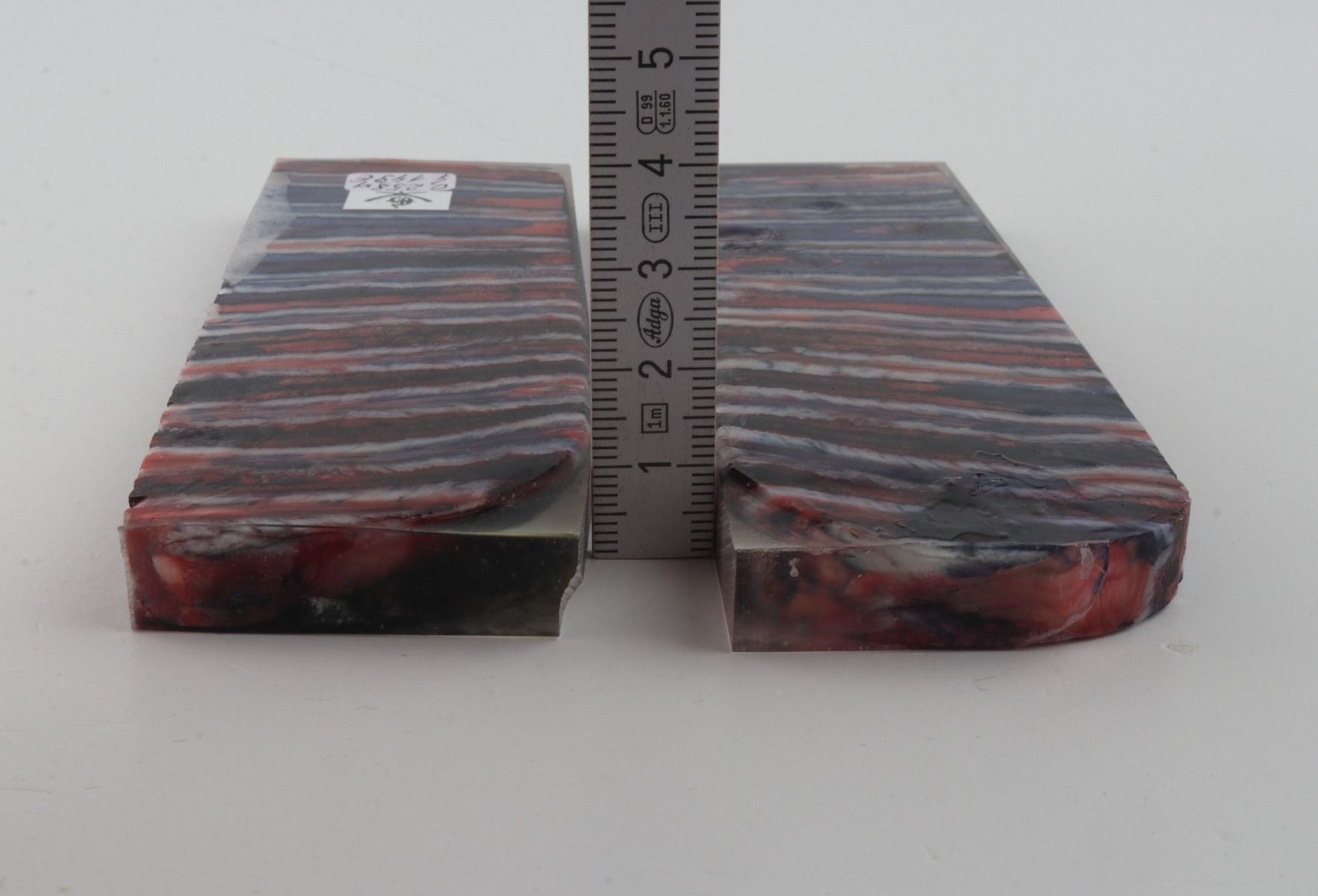Stabilized mammoth molar scales