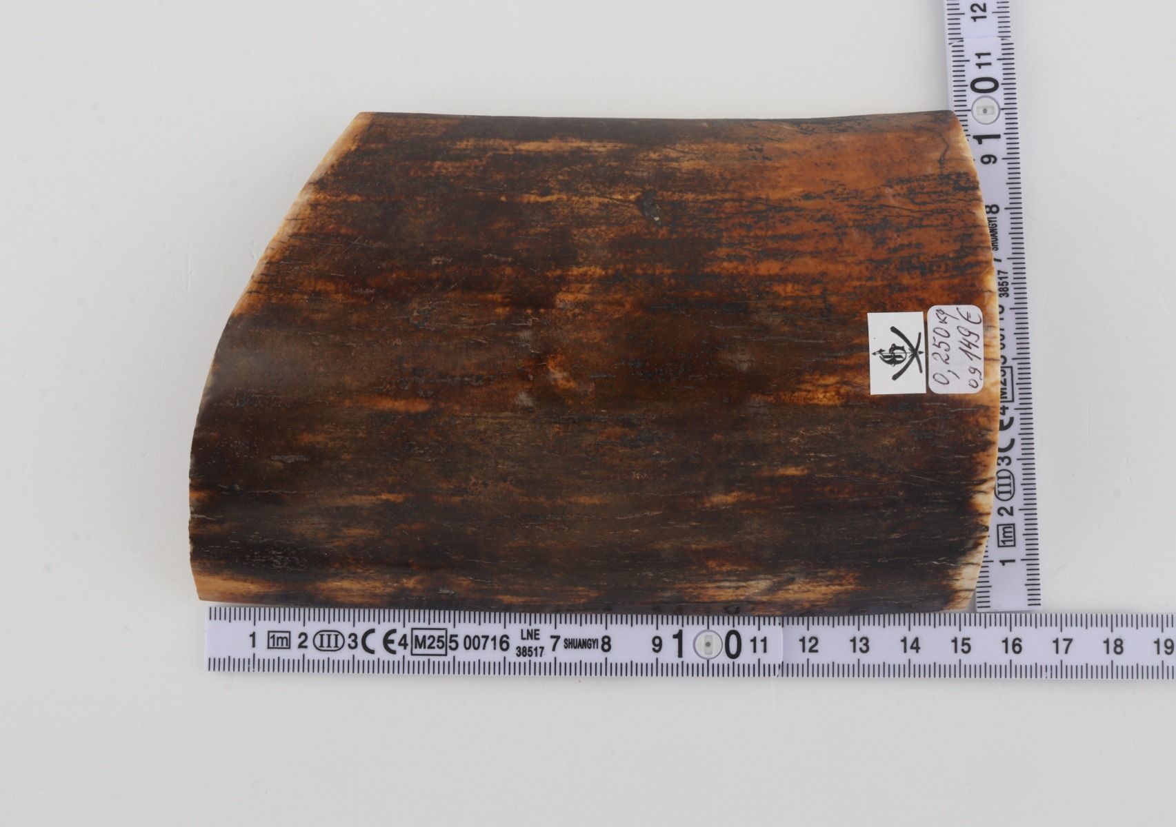 Brown-orange mammoth bark
