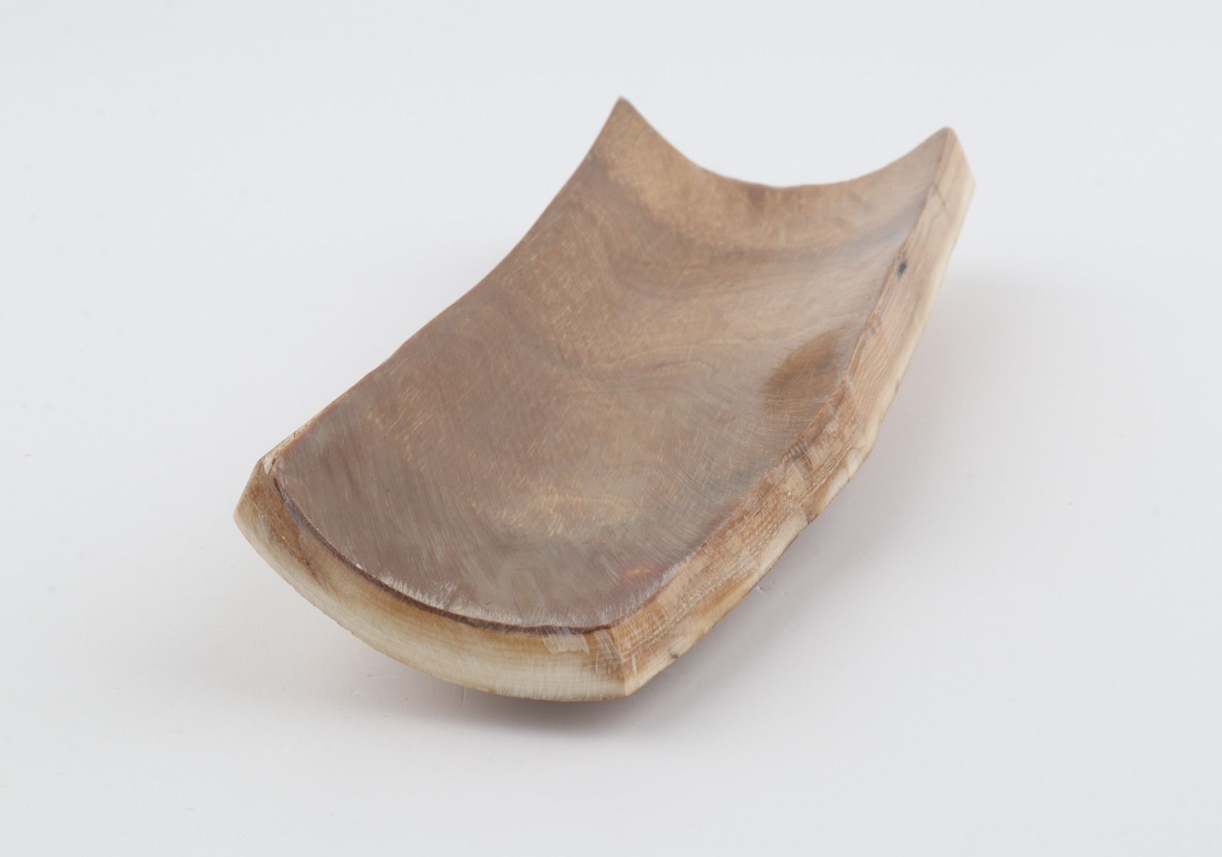 Beige-yellow mammoth bark