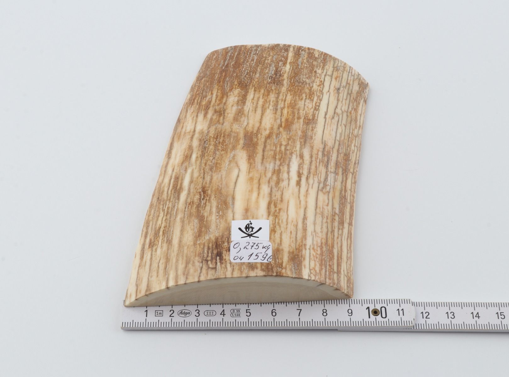 Beige-orange mammoth bark