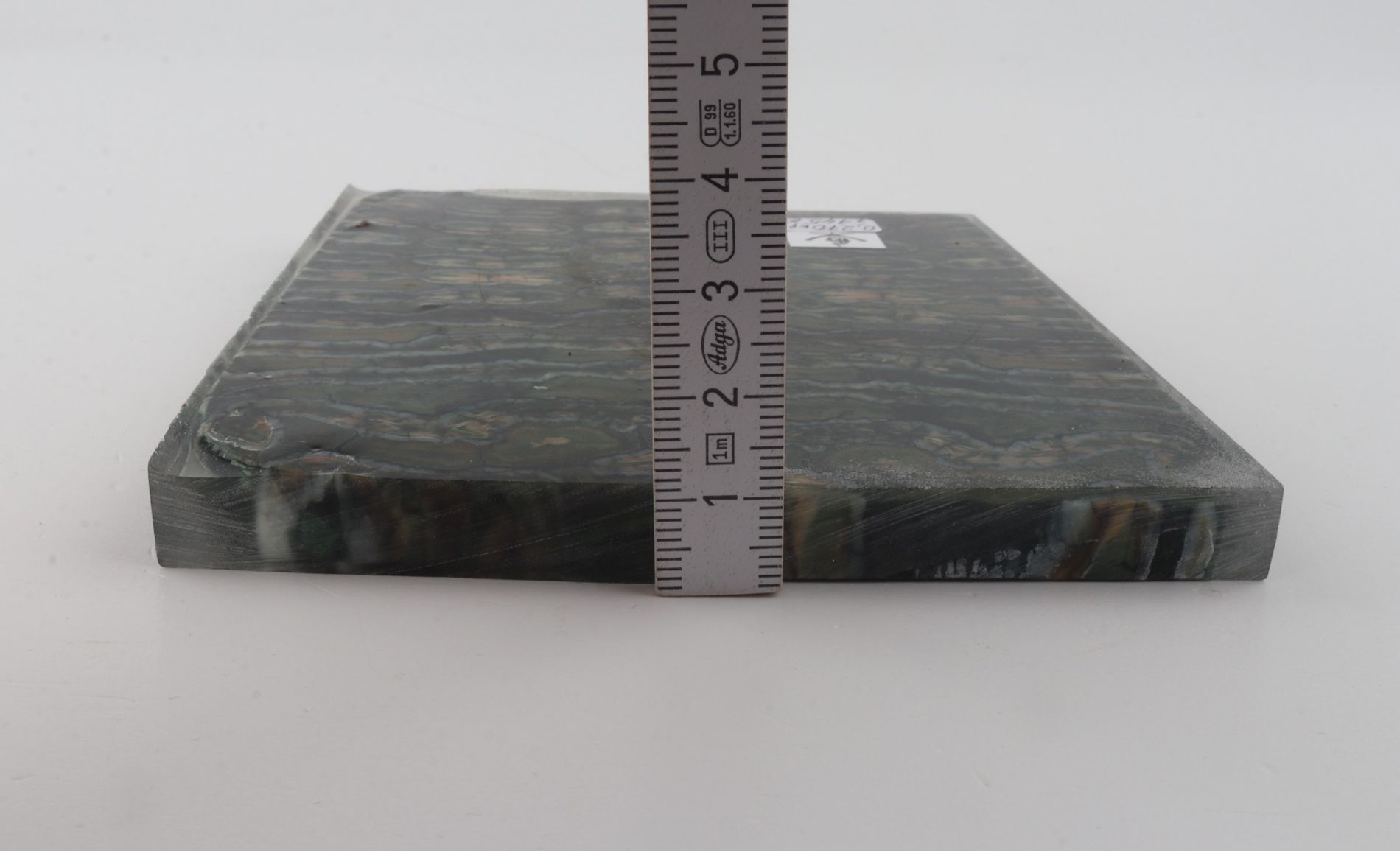 Stabilized mammoth molar scales