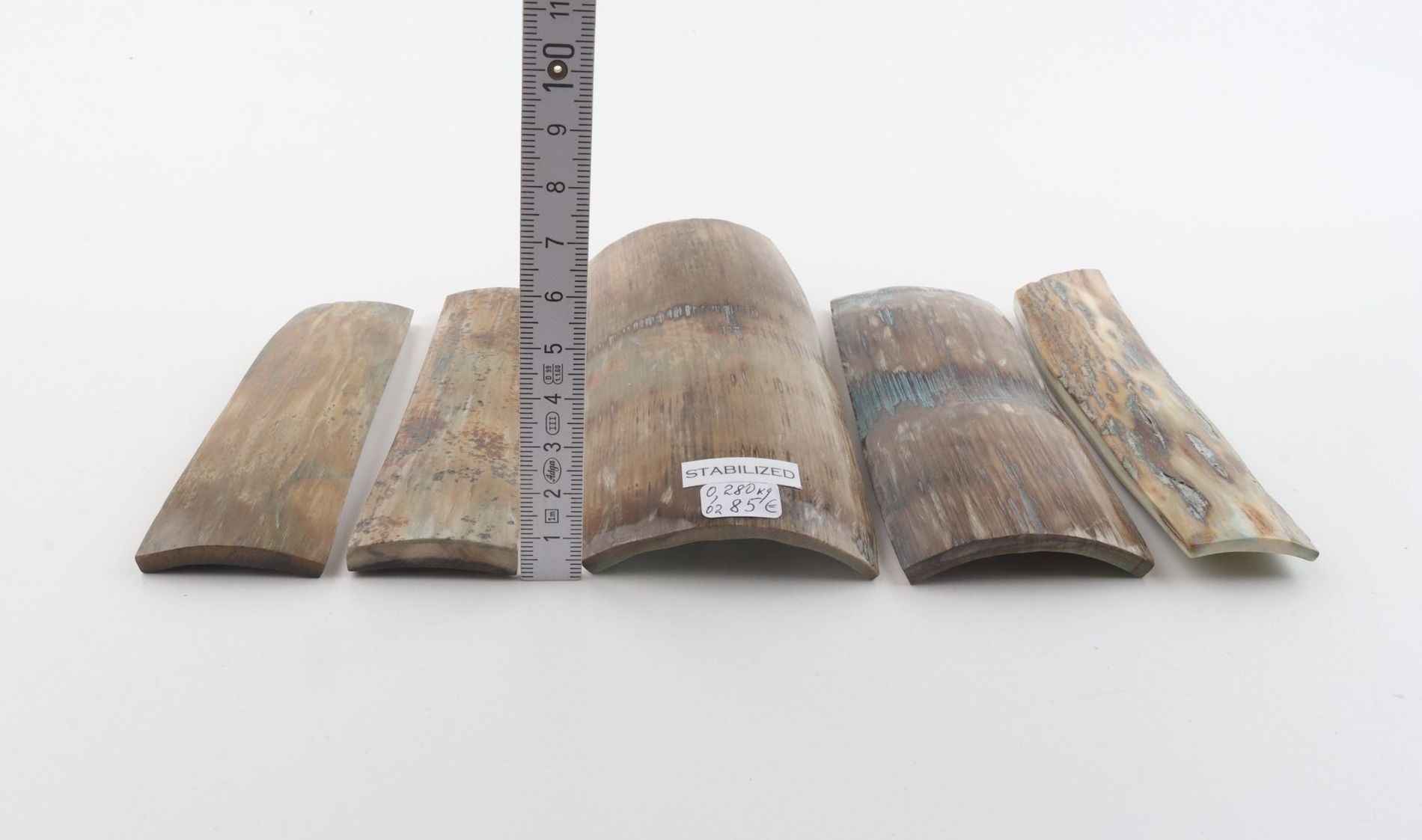 Stabilised mammoth bark pieces