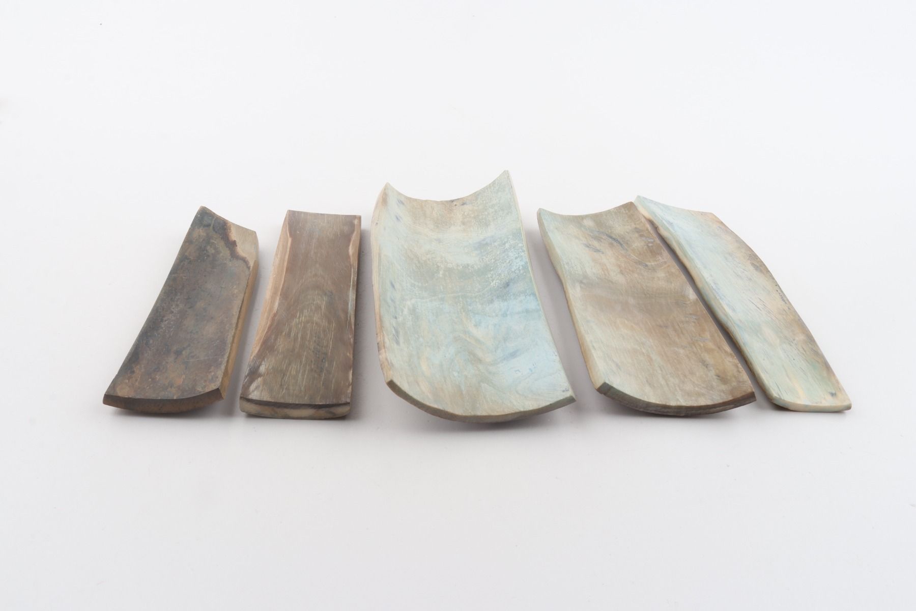 Stabilised mammoth bark pieces