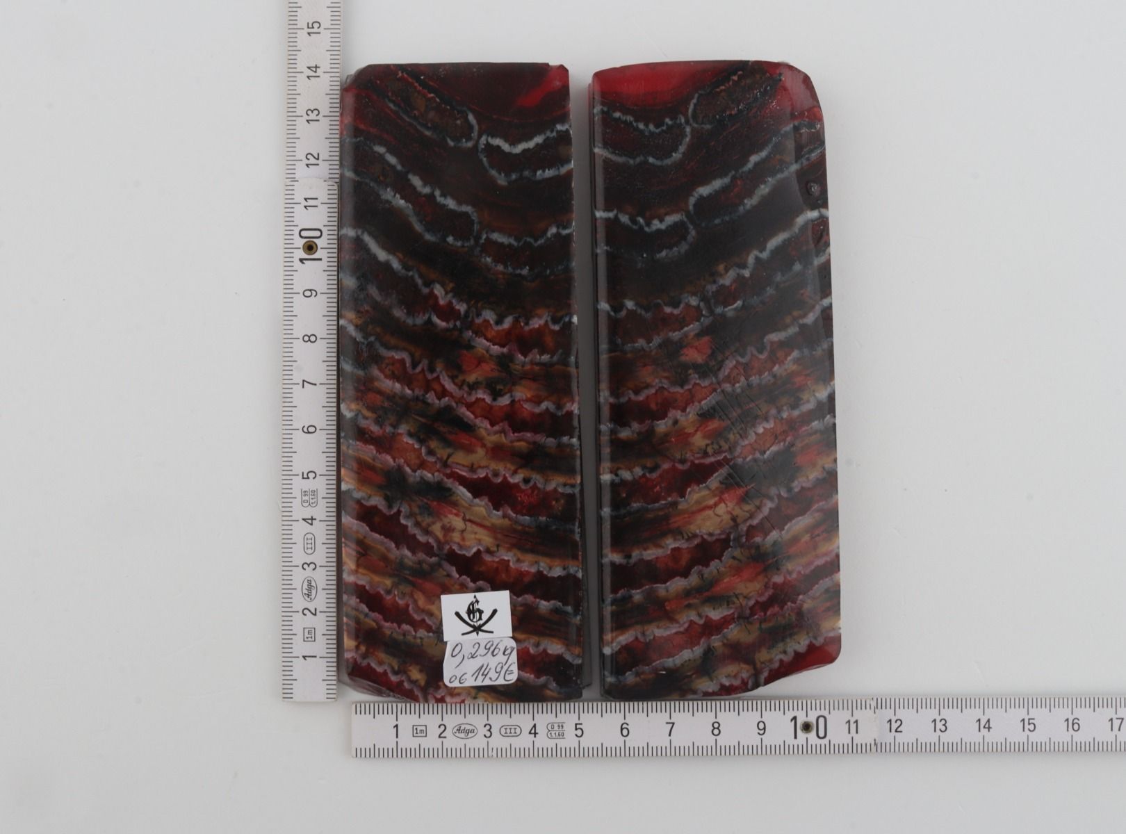 Stabilised mammoth molar scales