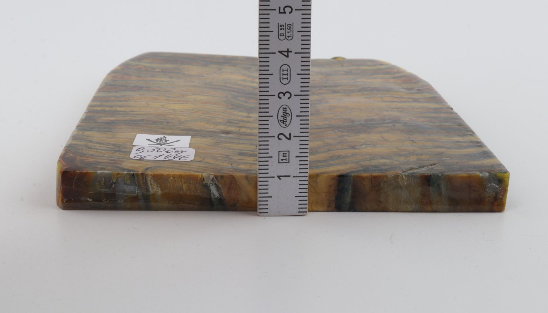 Stabilised mammoth ivory scales