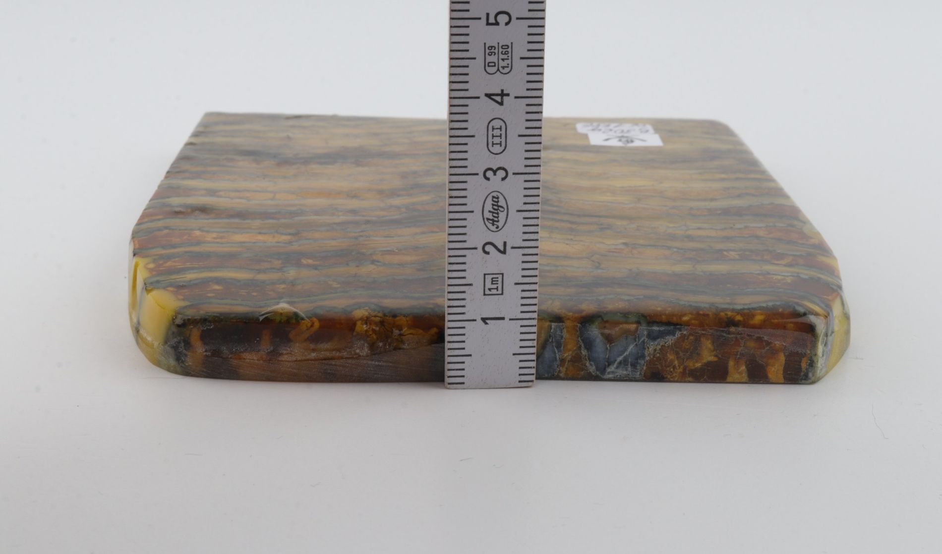 Stabilised mammoth ivory scales