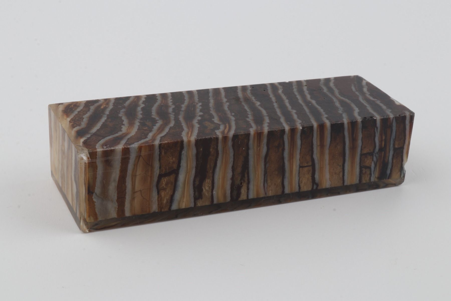 Stabilized mammoth molar block