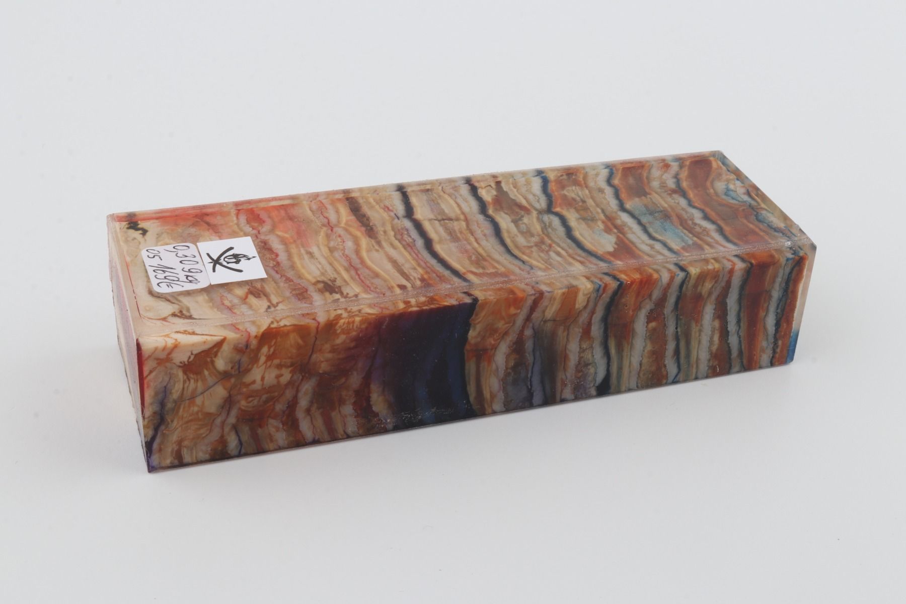 Stabilised mammoth molar block