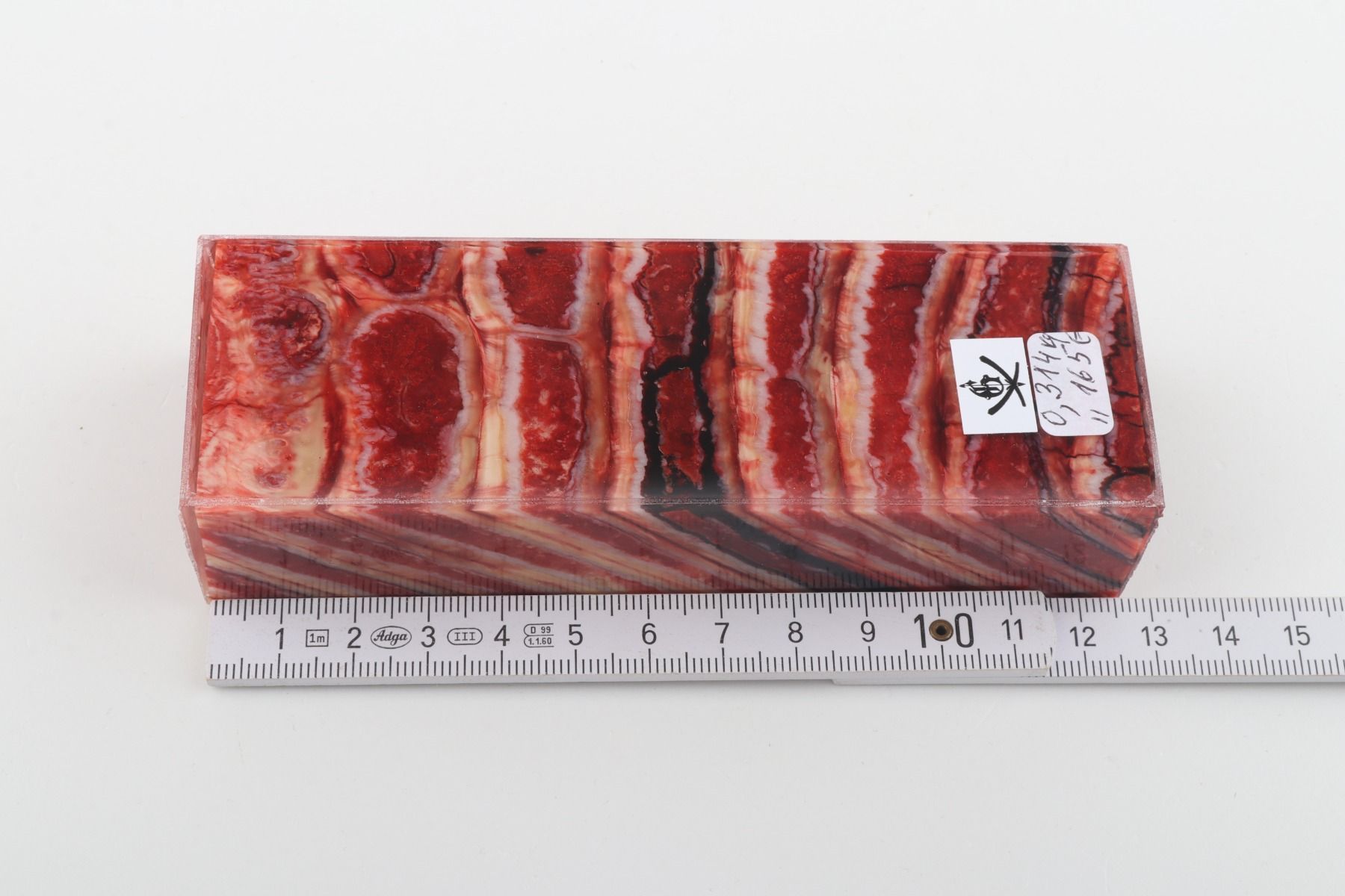 Stabilised mammoth molar block