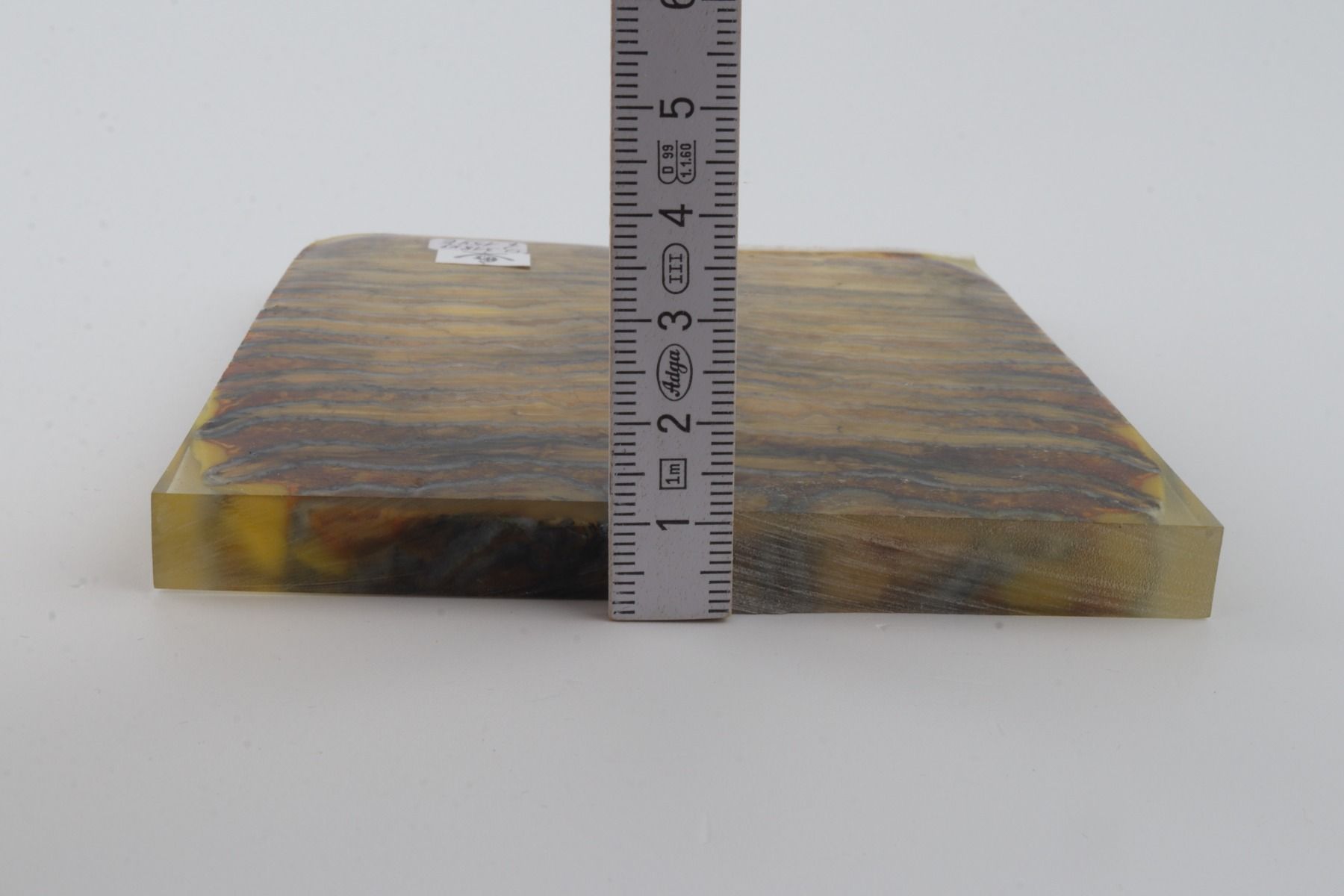 Stabilised mammoth molar scales