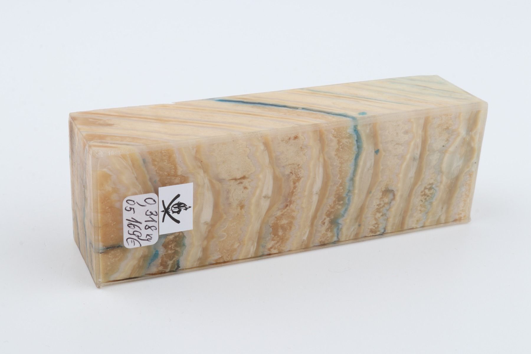 Stabilised mammoth molar block
