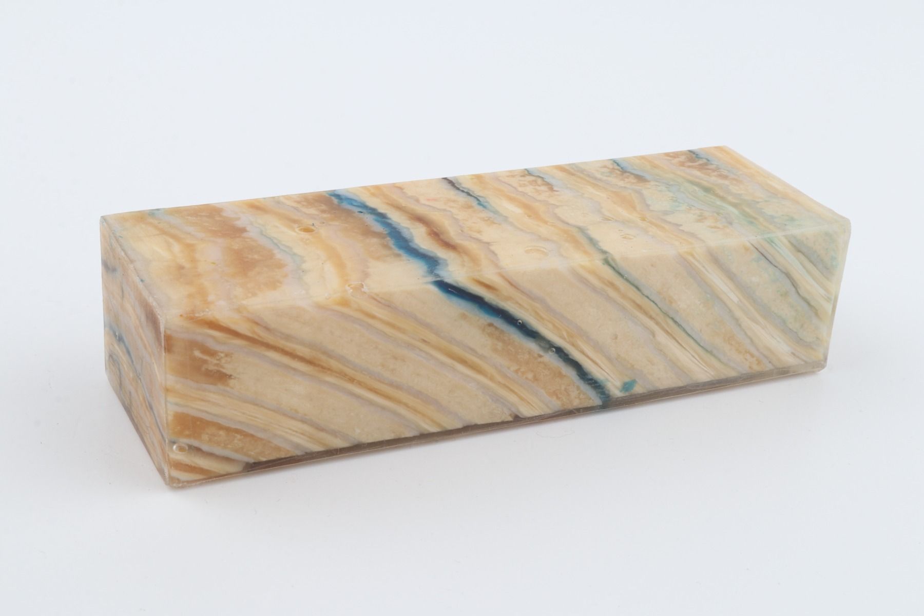 Stabilised mammoth molar block