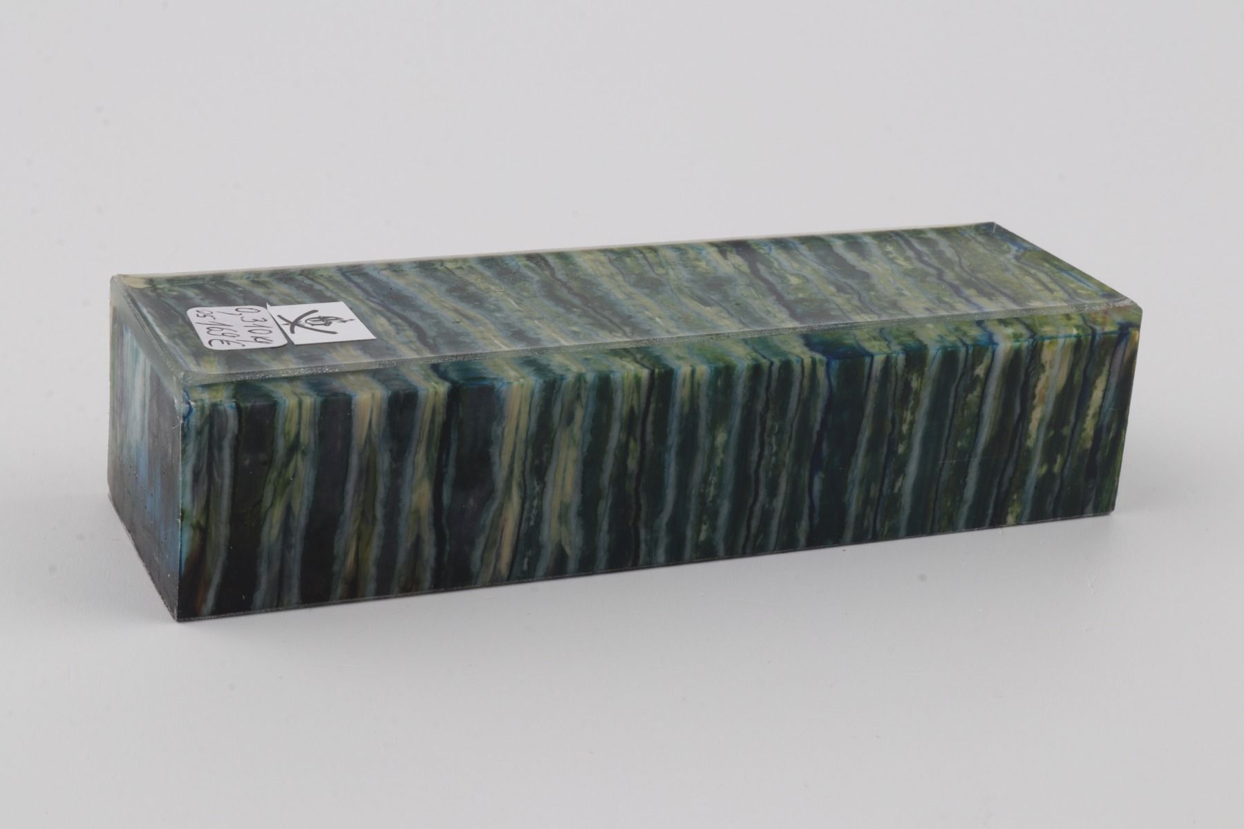 Stabilized mammoth molar block