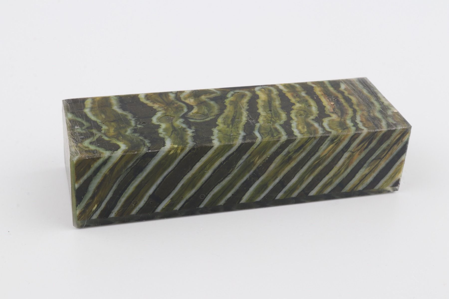Stabilised mammoth molar block