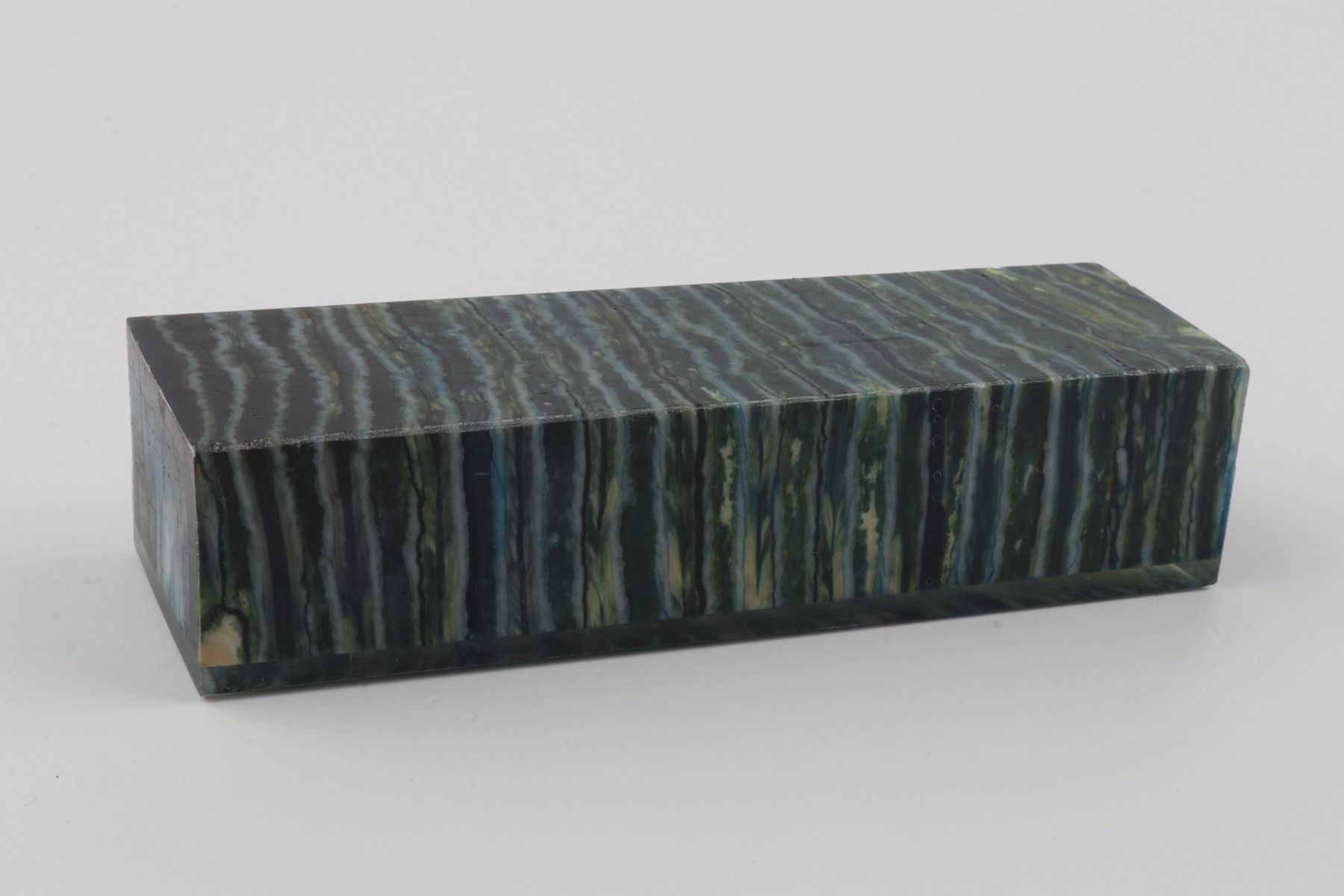Stabilized mammoth molar block