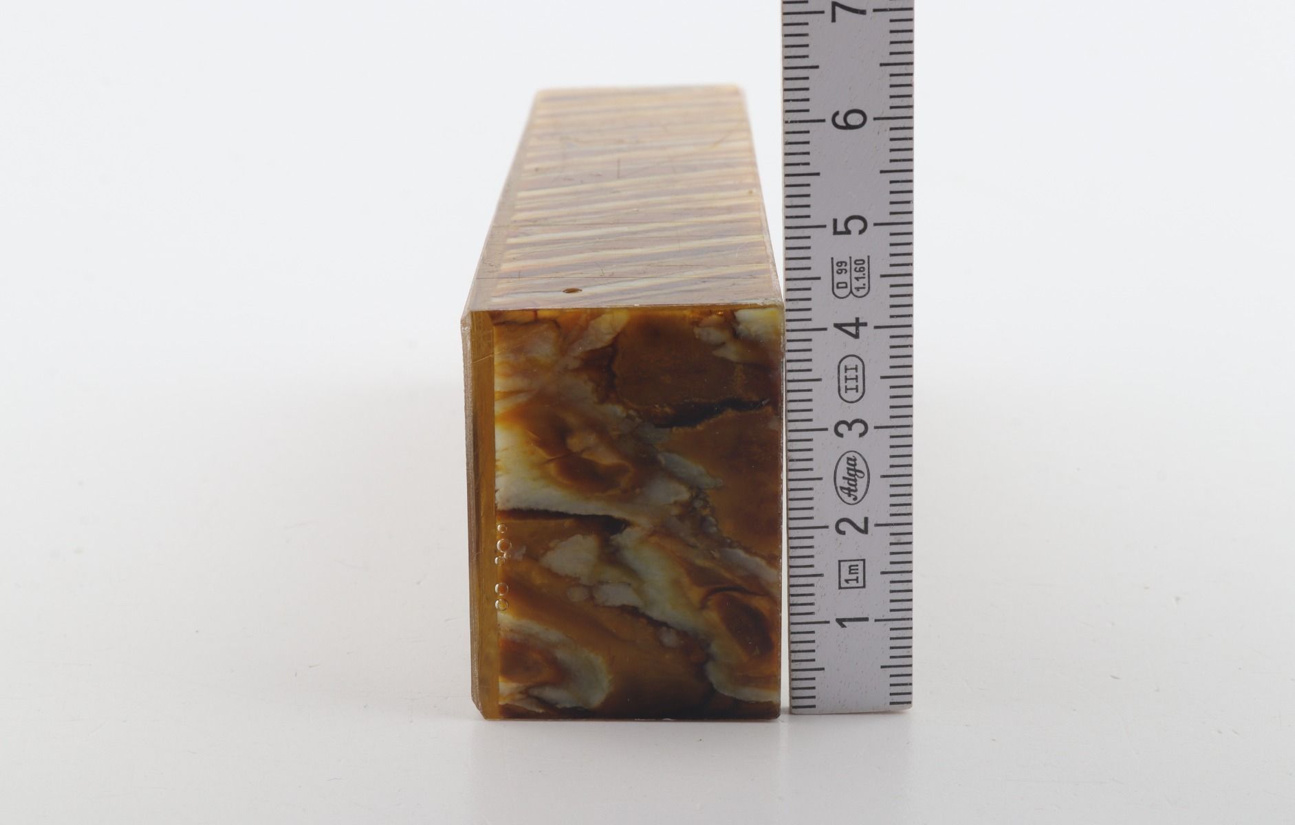 Stabilised mammoth molar block